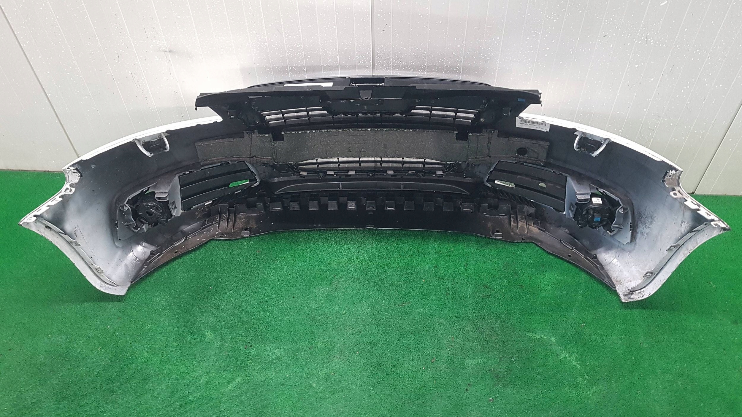 bumper front complete AUDI A3 8P LIFT 08-13 S-LINE LAK: LY9C