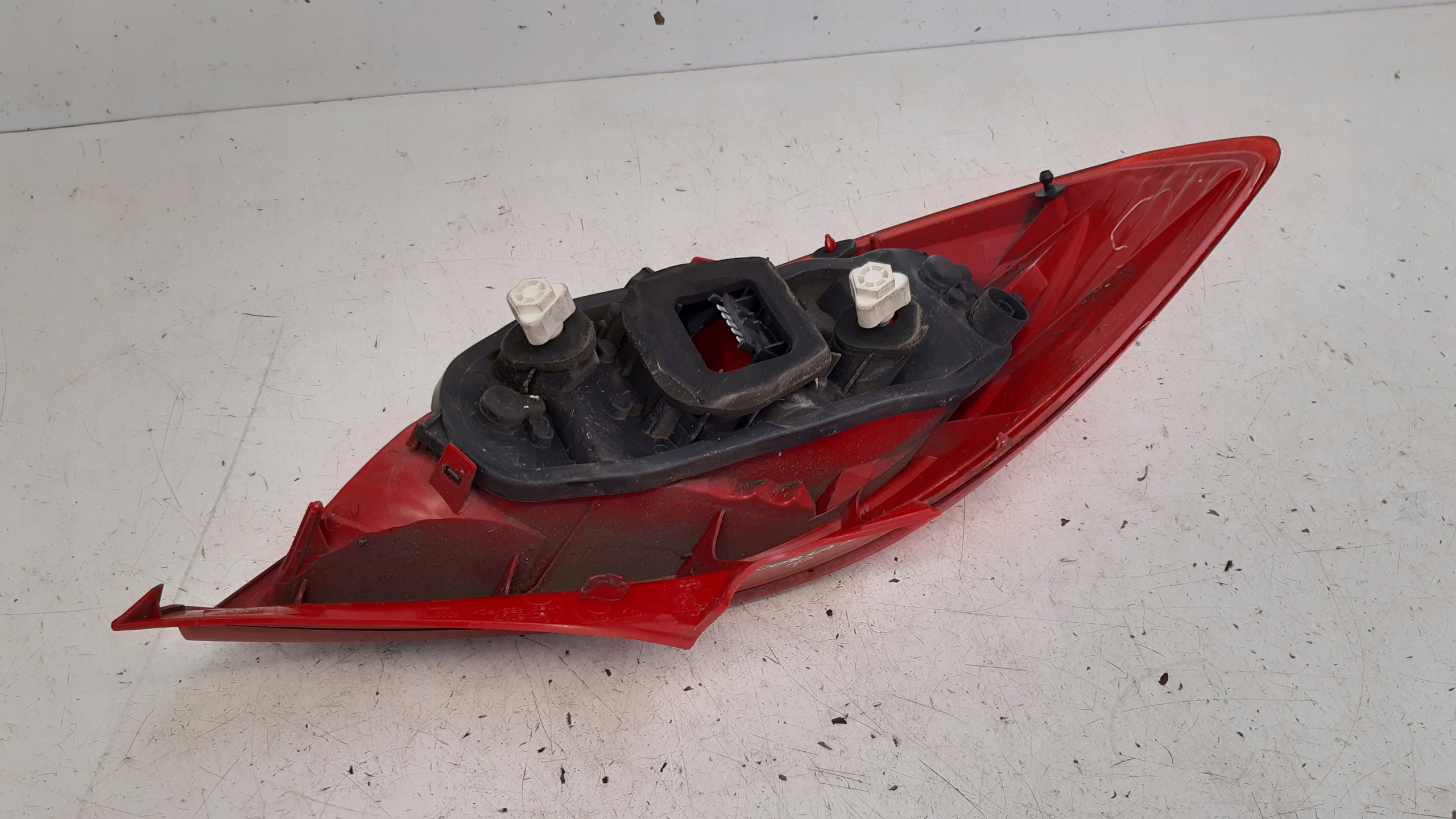 light right rear part 89316516 Opel Corsa D