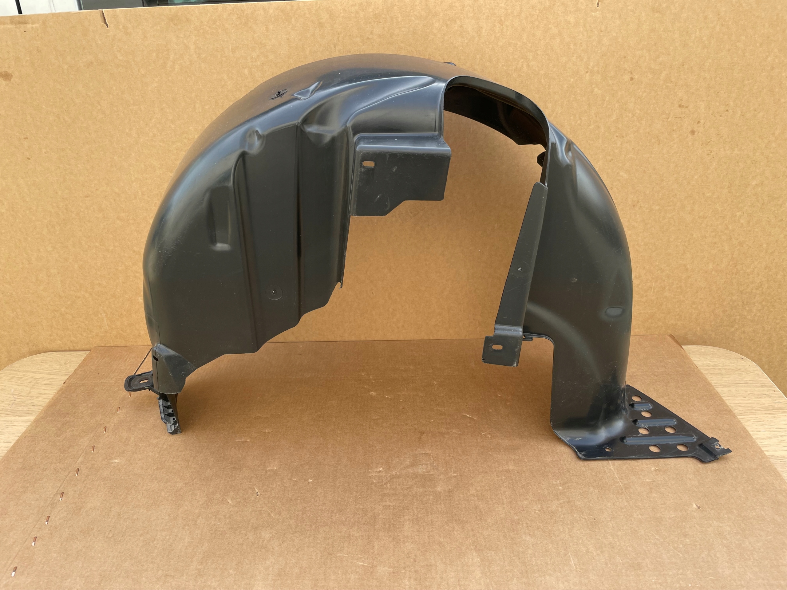 mudguard rear part right AUDI A1 S1 82A810970C as new original