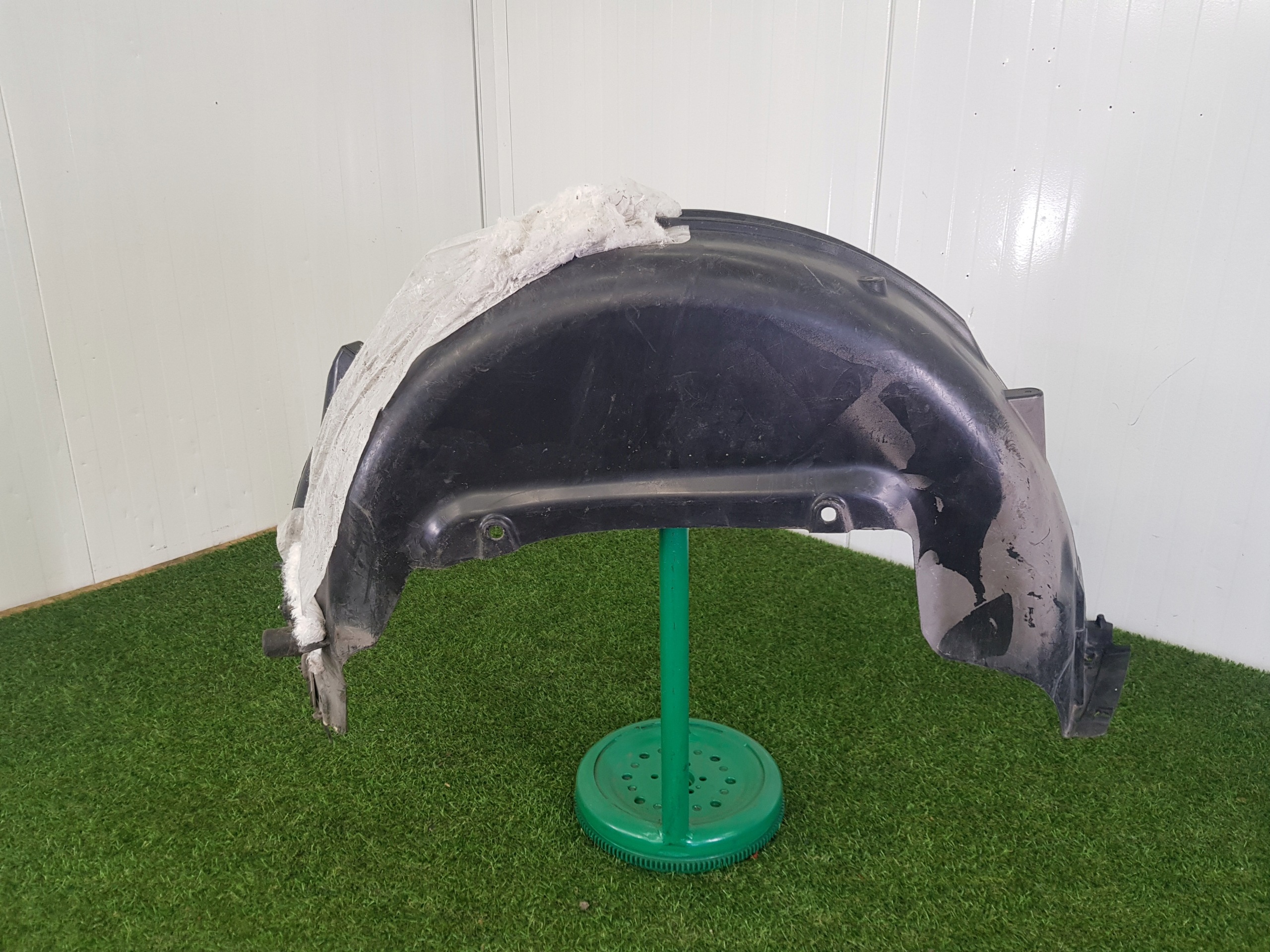 mudguard right rear. CITROEN DS-7 9820091580