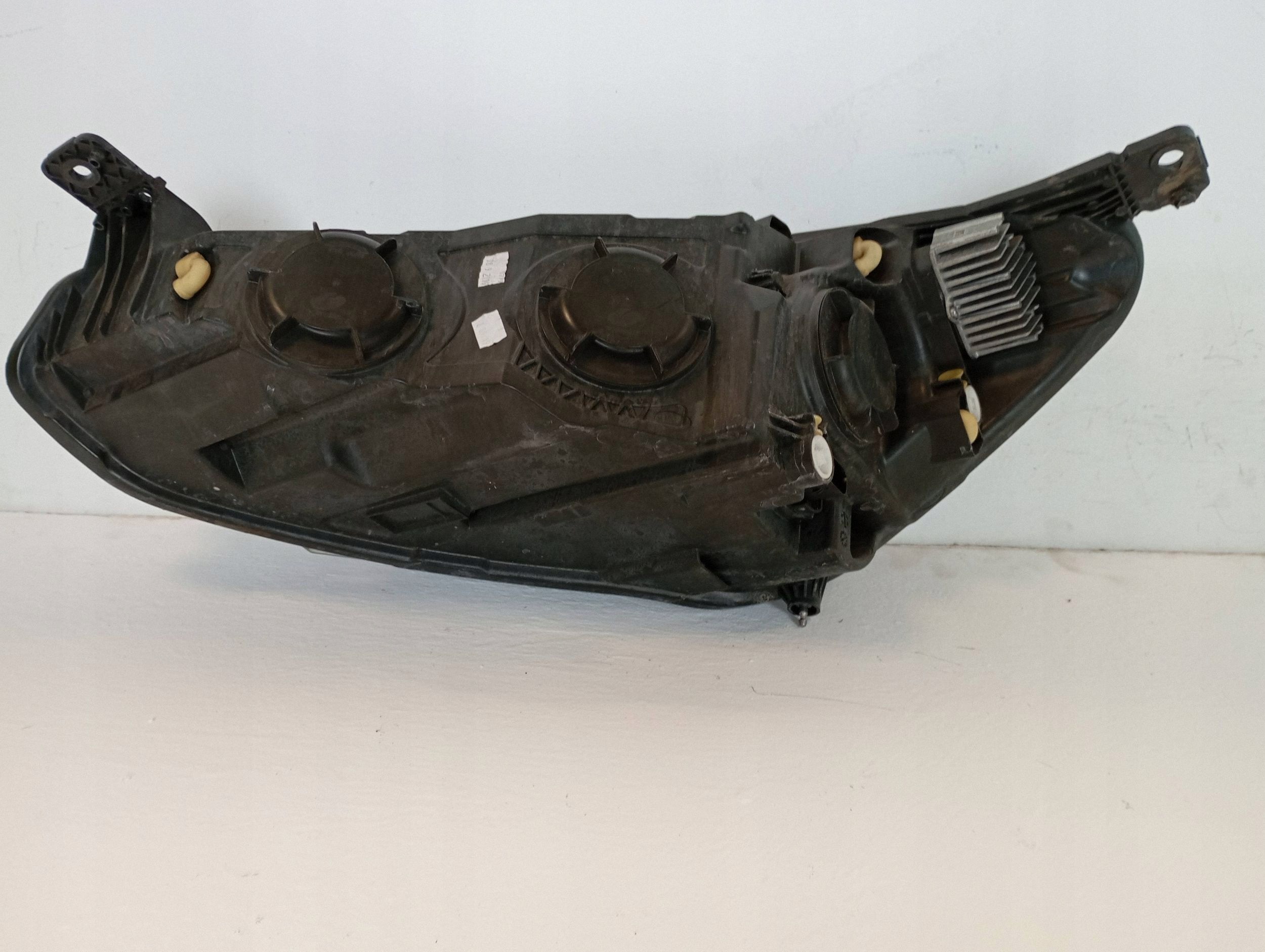 REFLEKTOR front FORD FOCUS JX7B13W029CE light front MK4 right