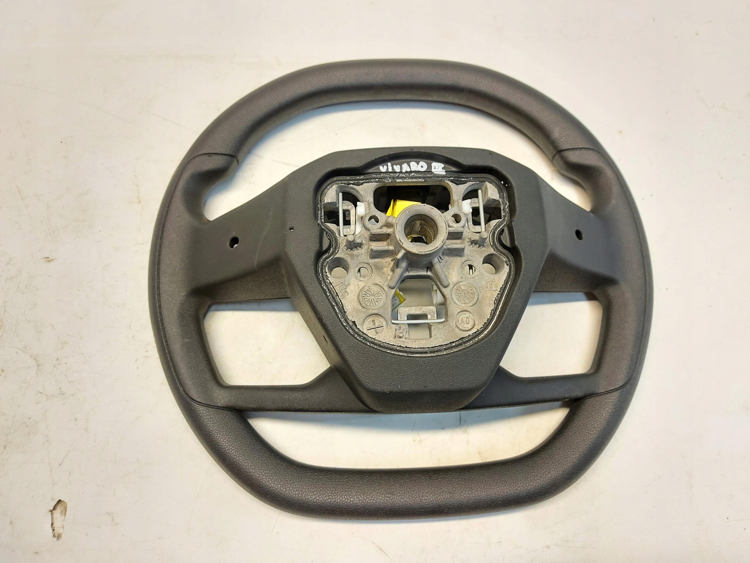 PSA Vivaro Jumpy Expert Proace 2024 lenkrad 98532080ZD
