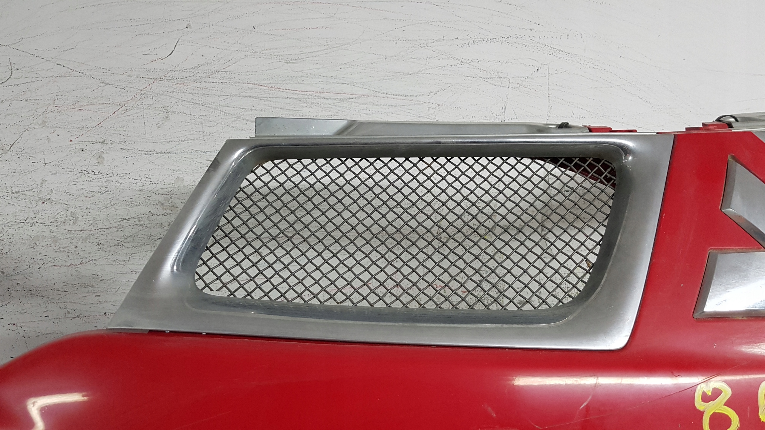MITSUBISHI L200 2010 - bumper front 8641