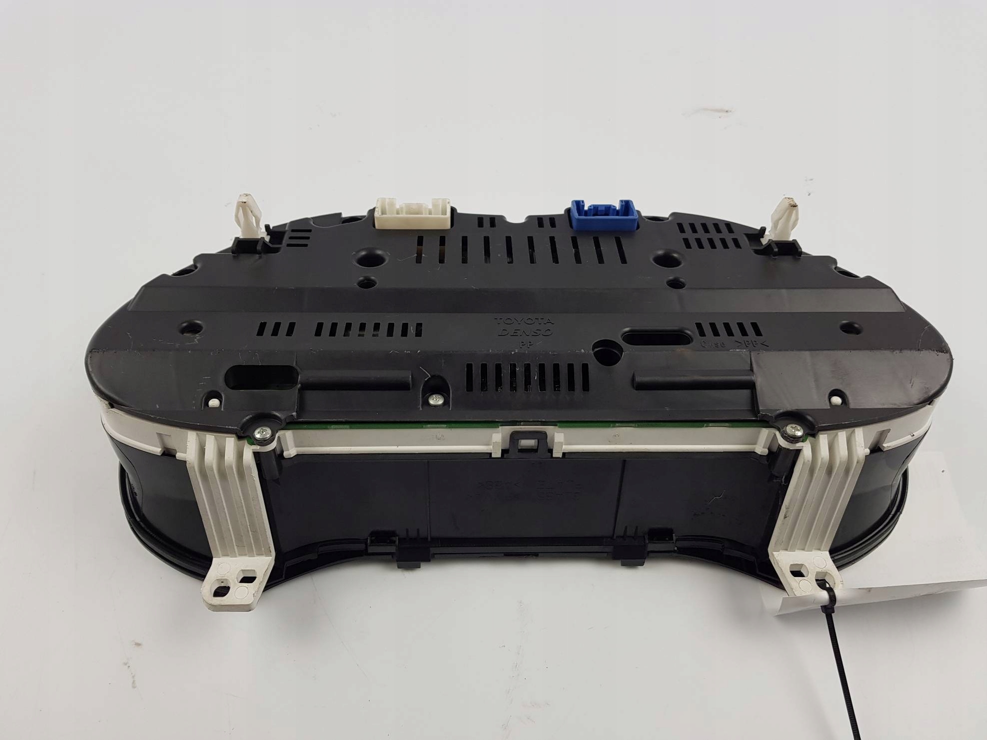 dials clock 2005 1.8 TOYOTA AVENSIS T25