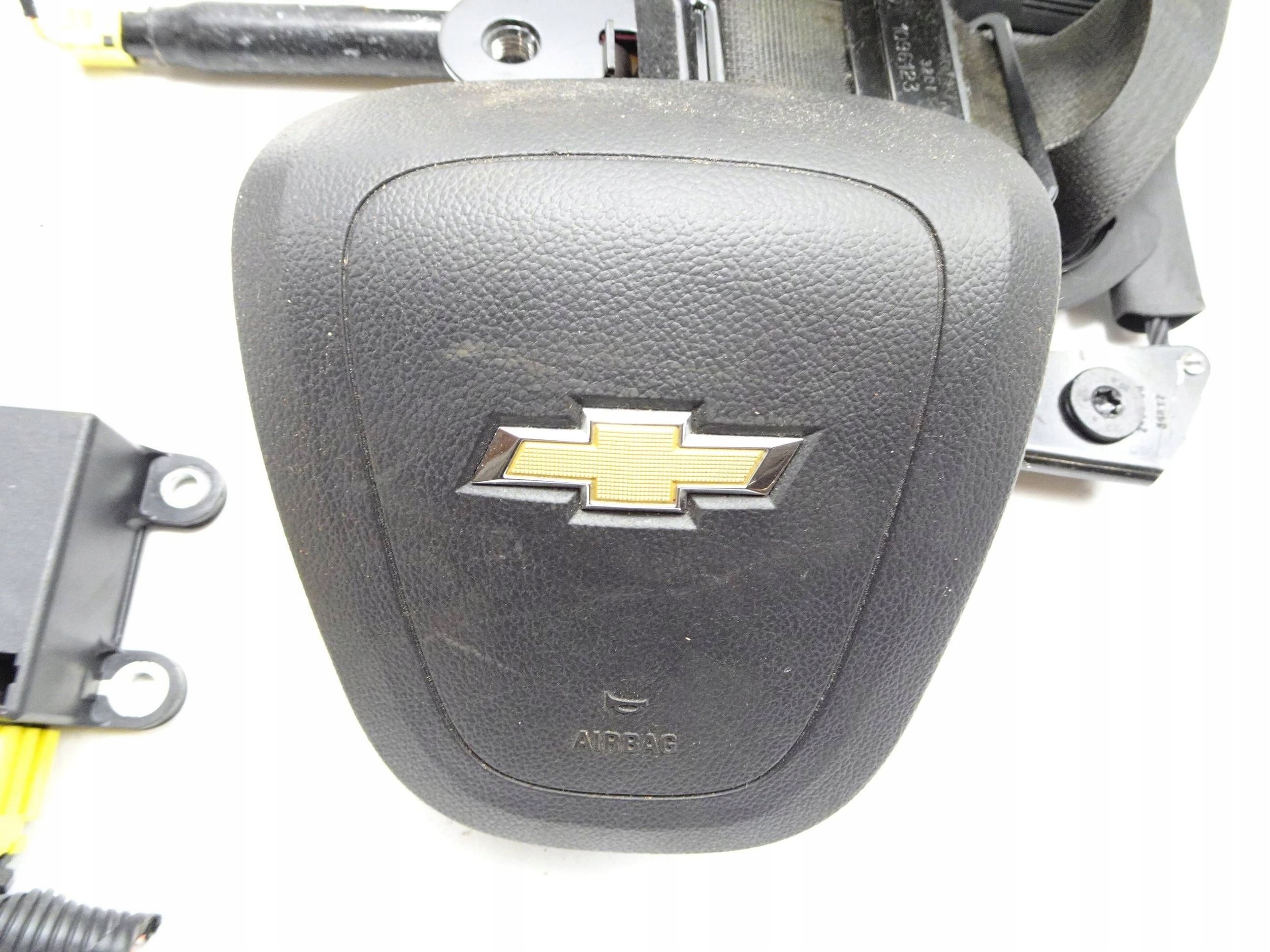 Подушки ремни комплект. Chevrolet trax