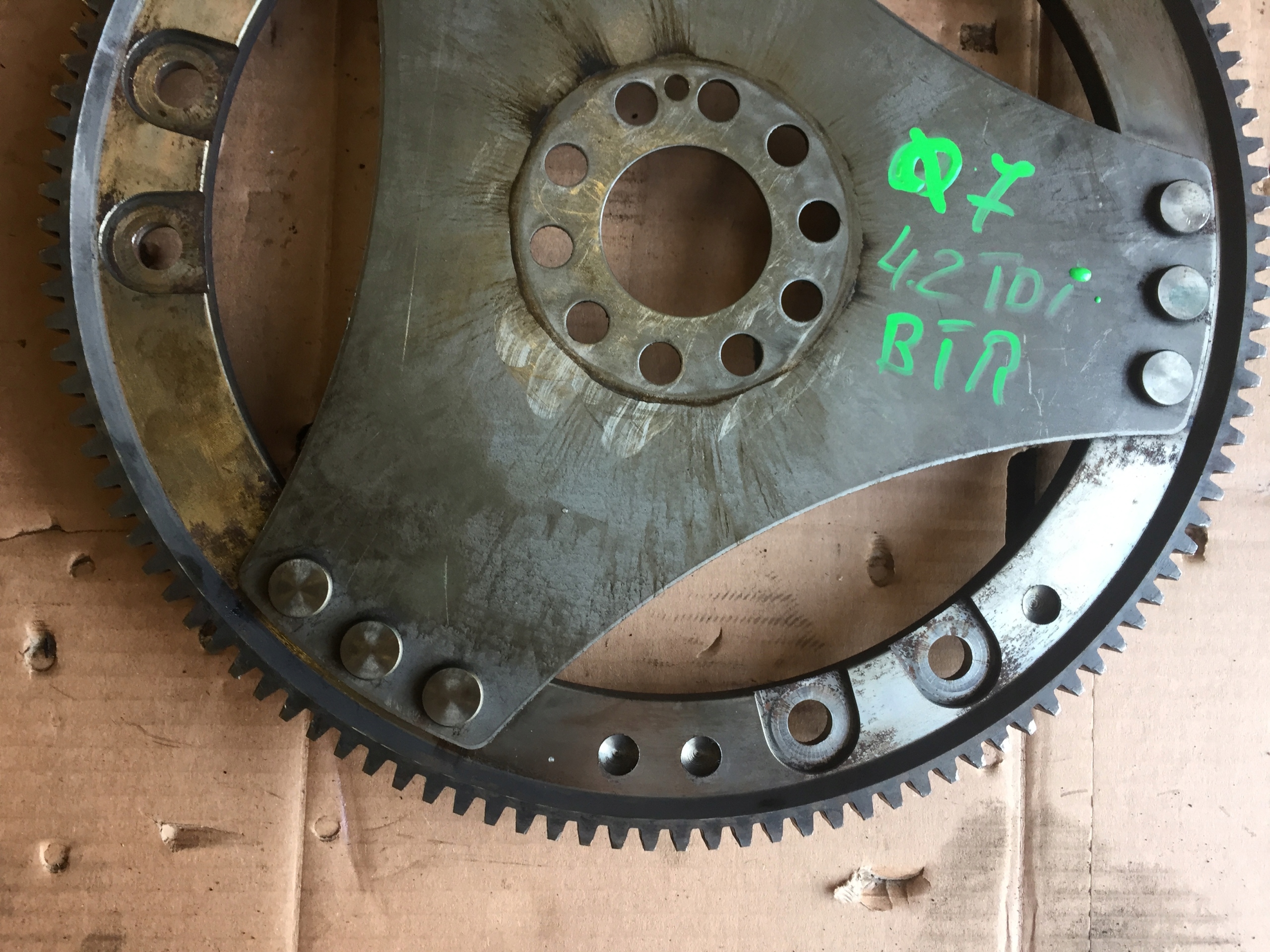AUDI Q7 4L 4.2 TDI wheel flywheel BTR 057105323AB