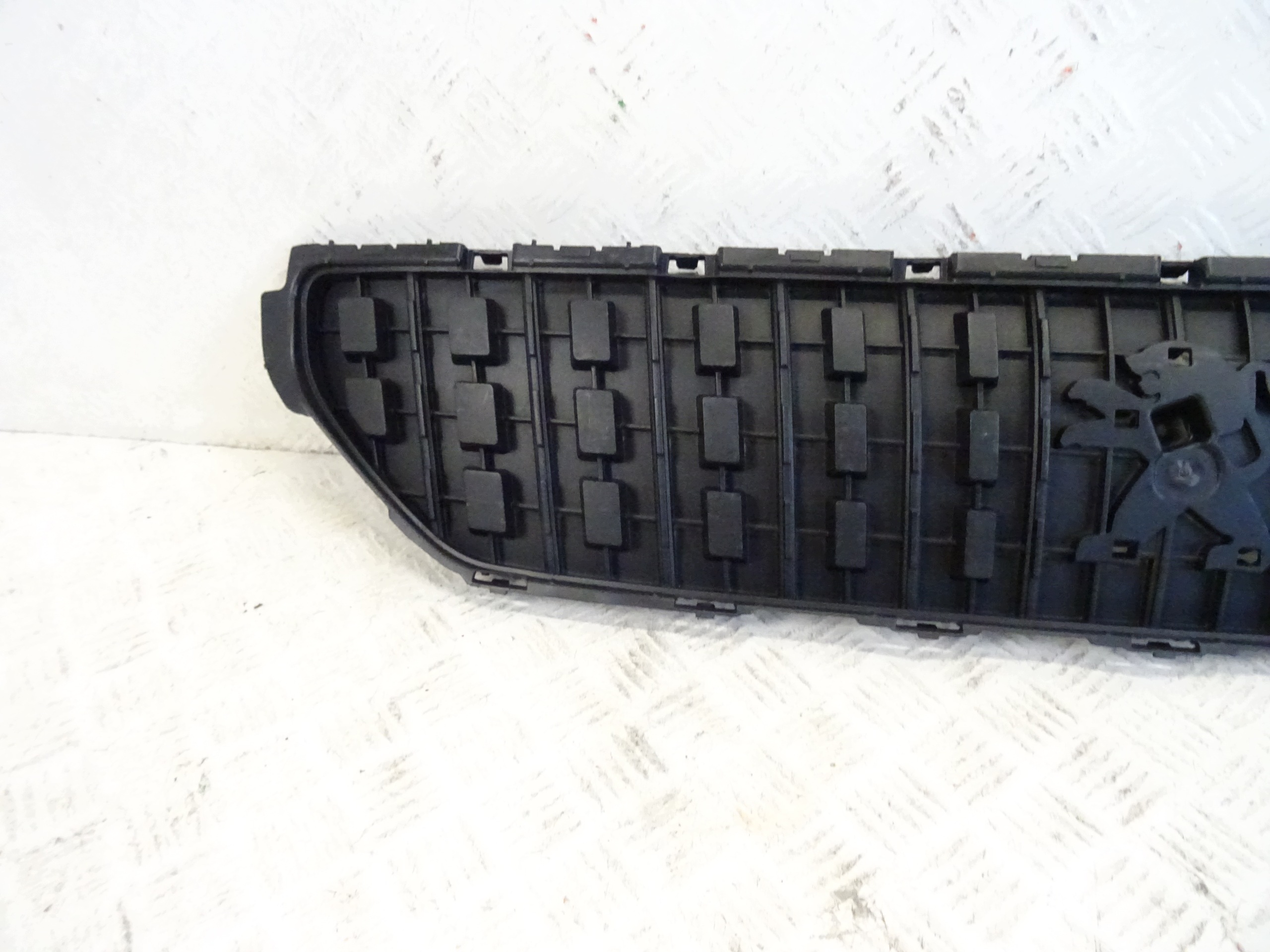 grill grille front front PEUGEOT EXPERT III 9811710477
