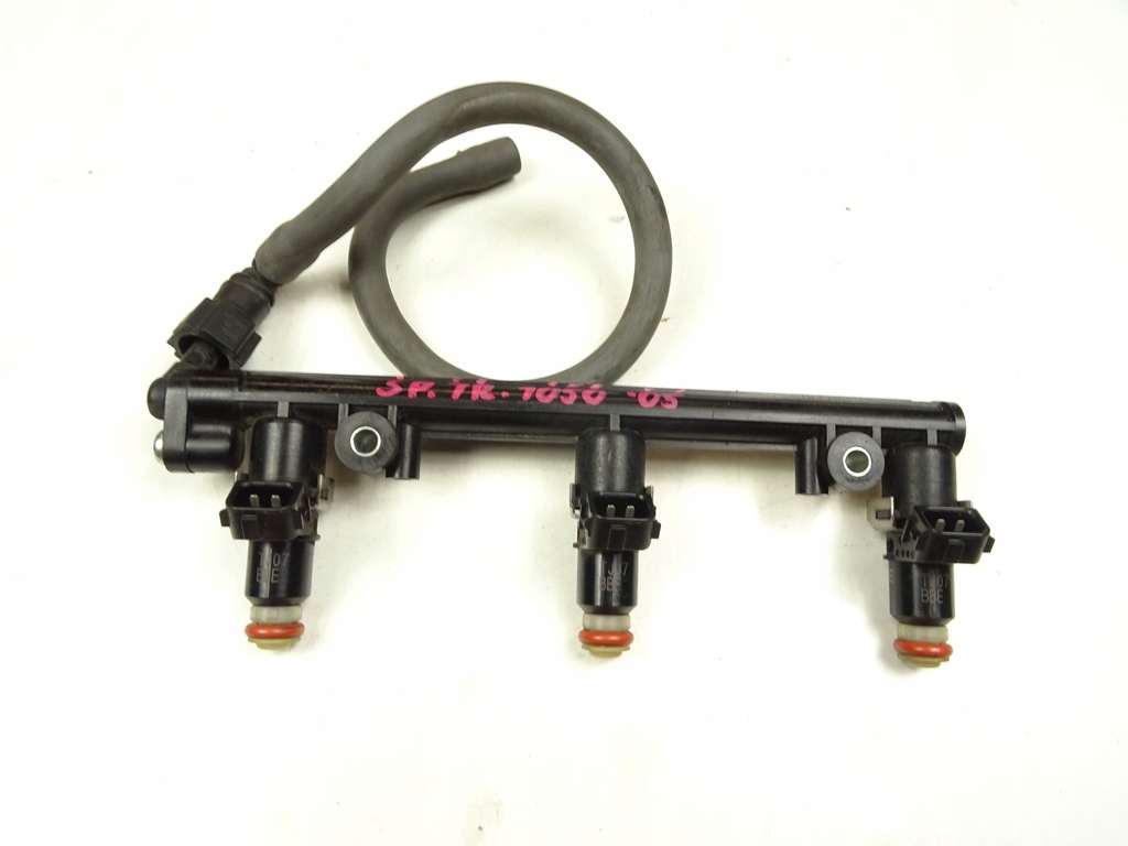 TRIUMPH SPEED TRIPLE 1050 ЛИТЬЕ ПОД ДАВЛЕНИЕМ 05-10