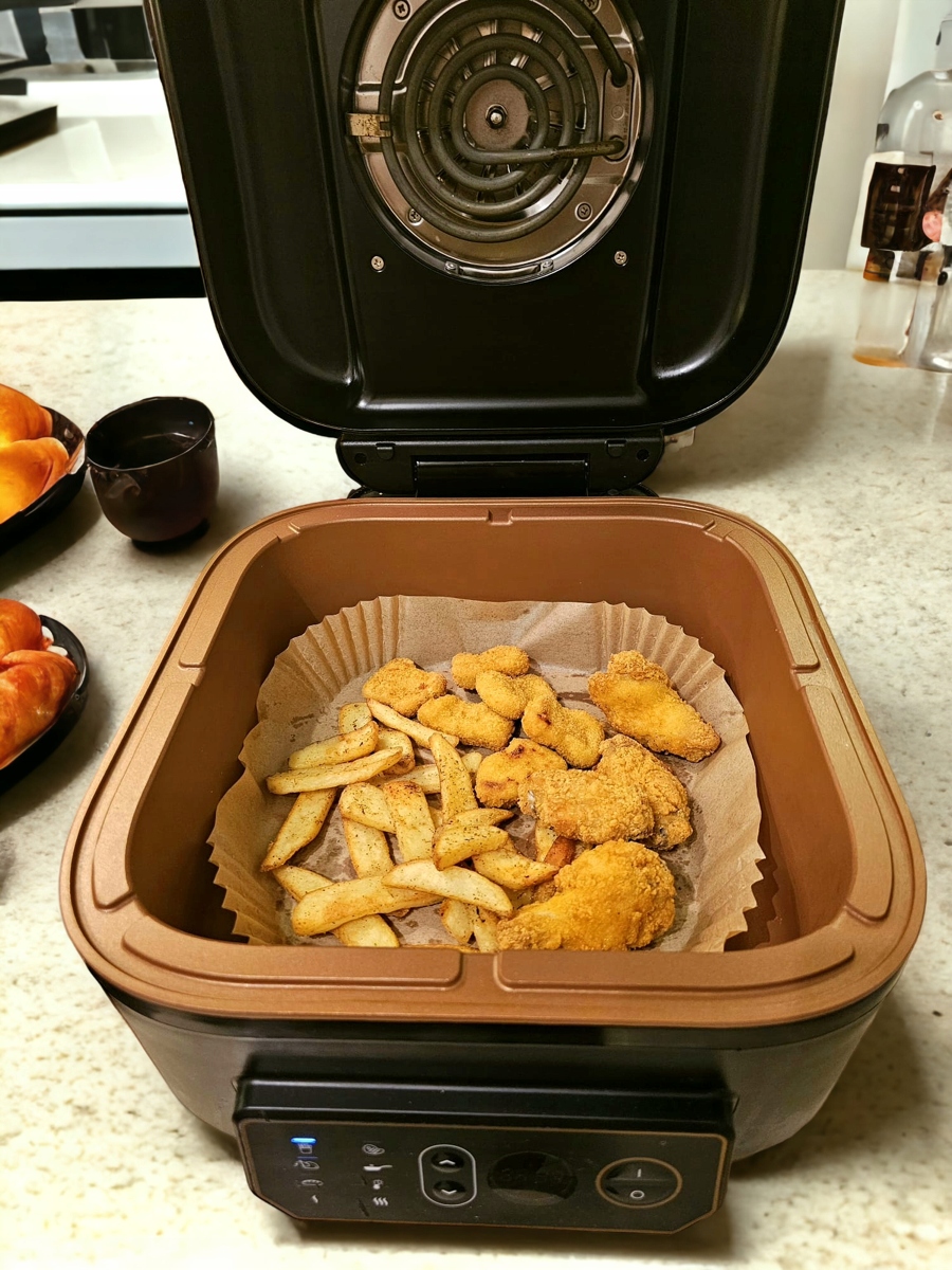 WKŁADKI DO PIECZENIA W FRYTKOWNICY BEZTŁUSZCZOWEJ PAPIEROWE FOREMKI 50 SZT Kolor brązowy