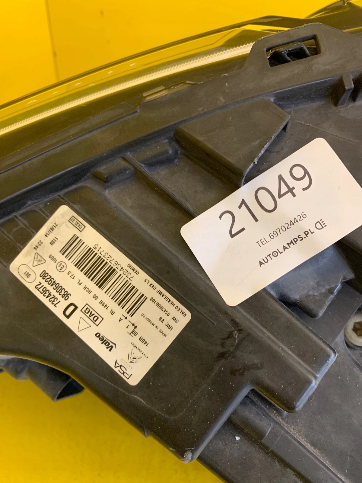 light right Citroen C4 III 20- full led 73243672