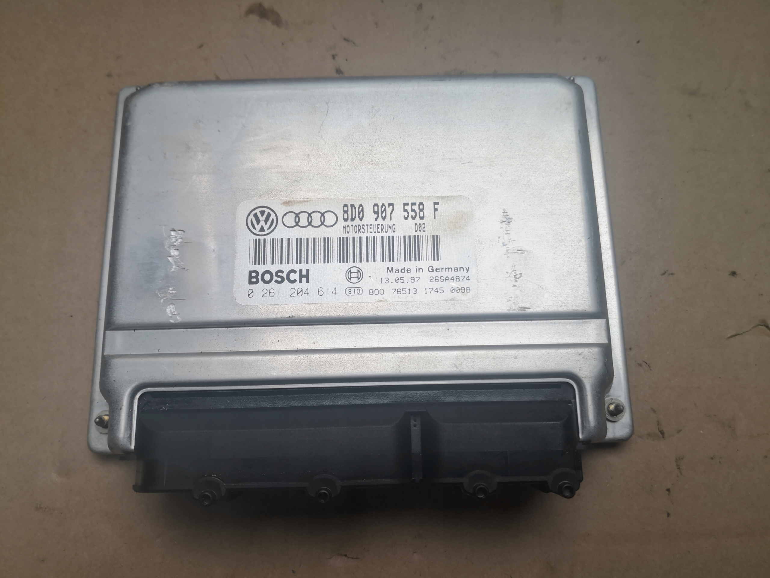 computer of the engine VW SKODA AUDI 8D0907558F