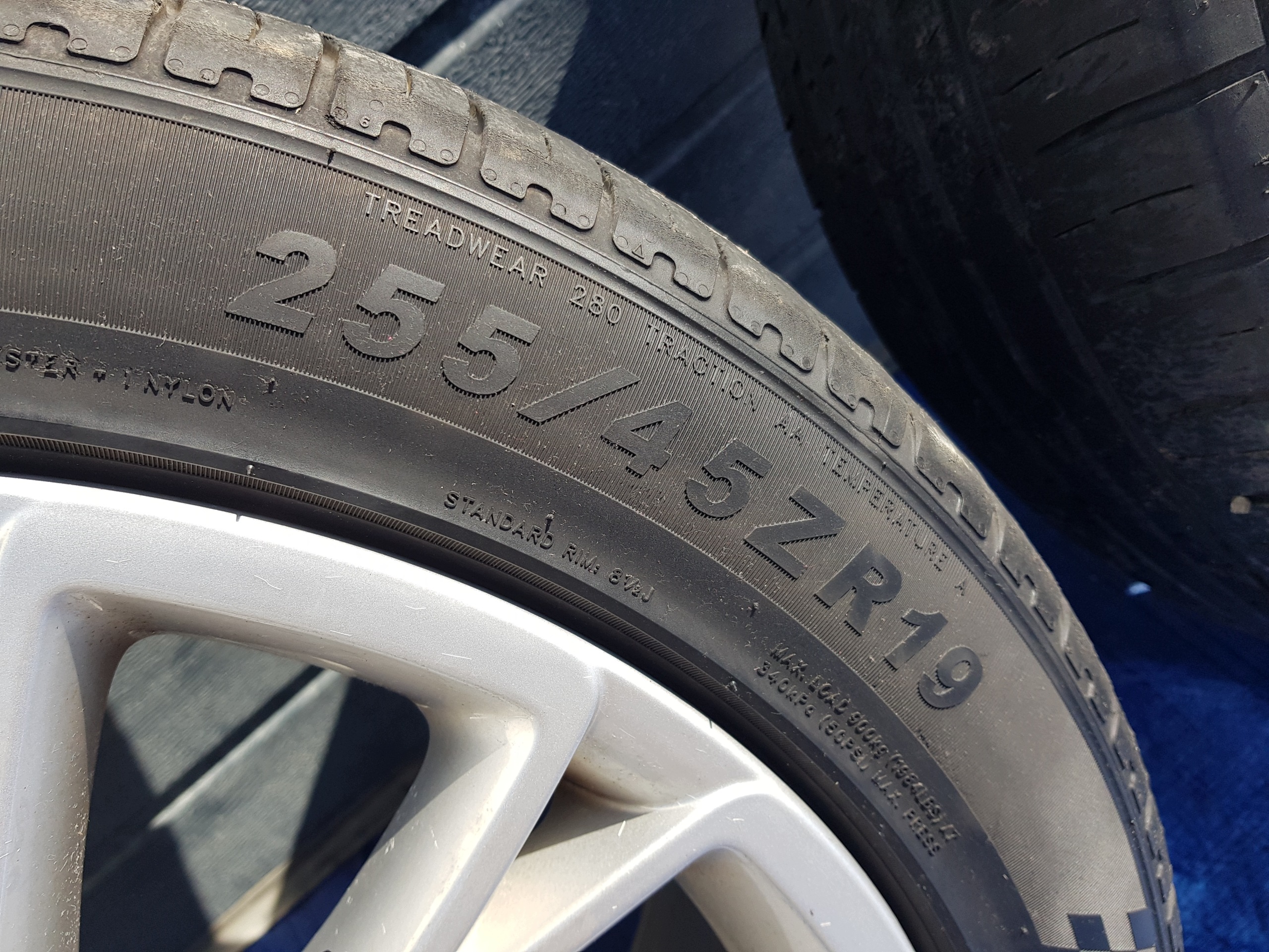 AUDI A8 D4 roues disques disques 19''