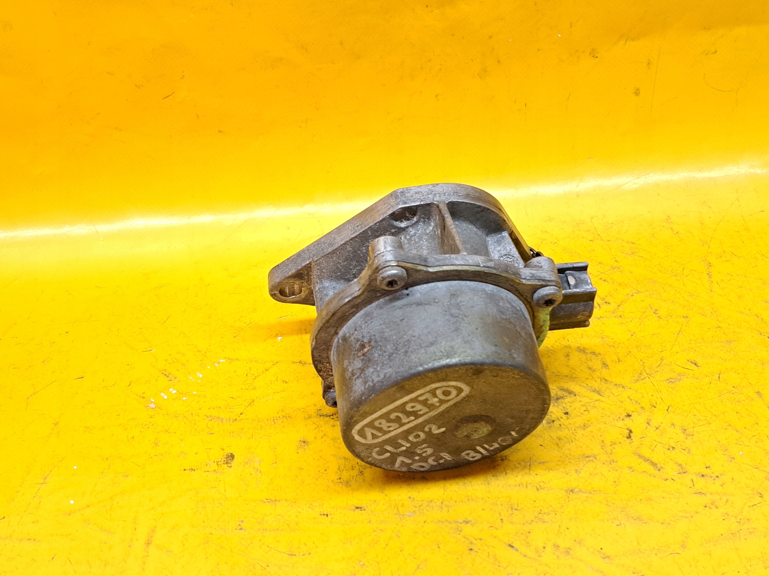вакум насос renault CLIO II 1,5DCI 98-05r 51C8449