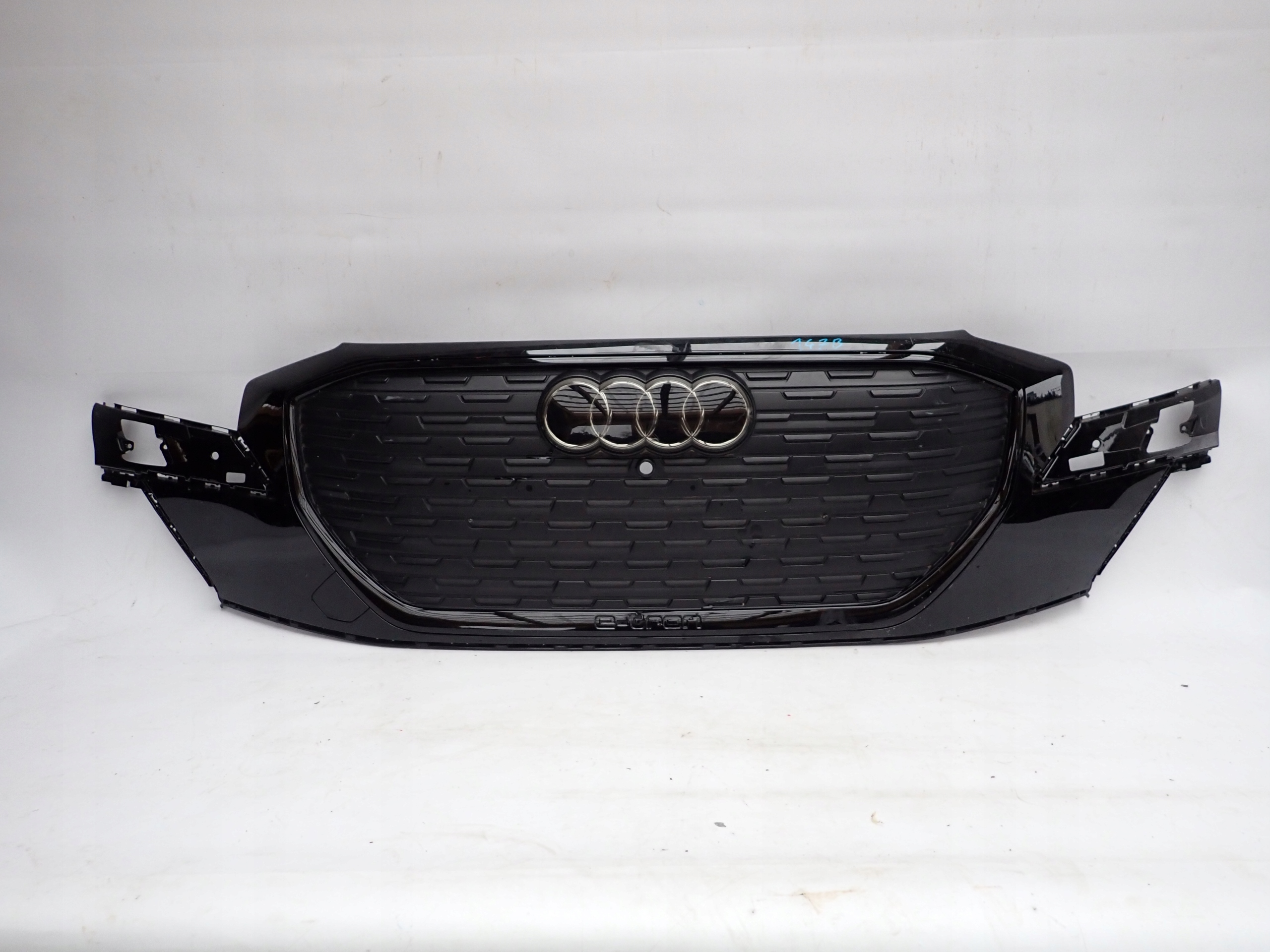 Audi Q4 Kühlergrill FRONTGRILL Kühlergitter 89A807725 - Thumbnail 1
