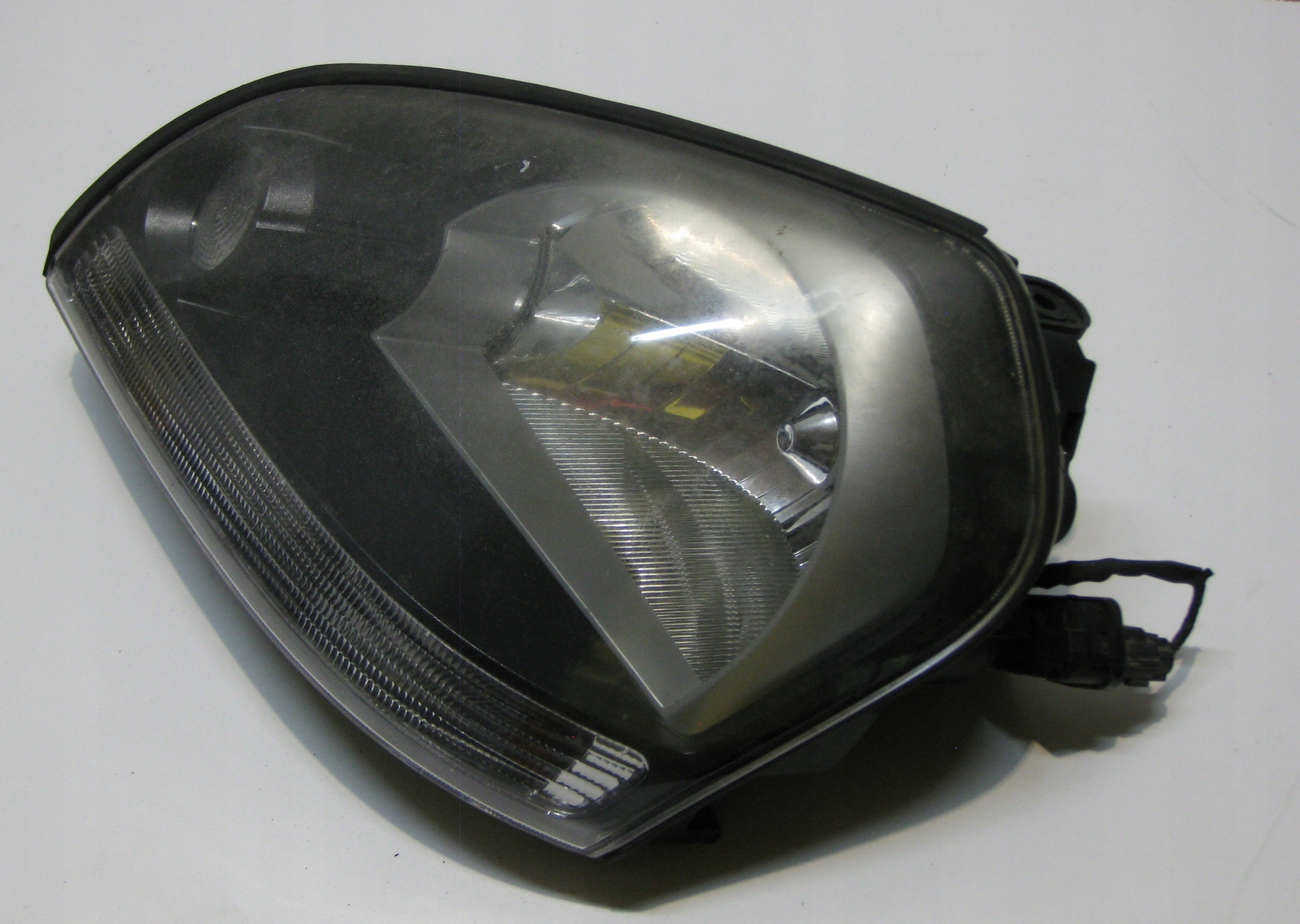 HYUNDAI TUCSON and 08R REFLEKTOR light left front EU 92101-2EXXX