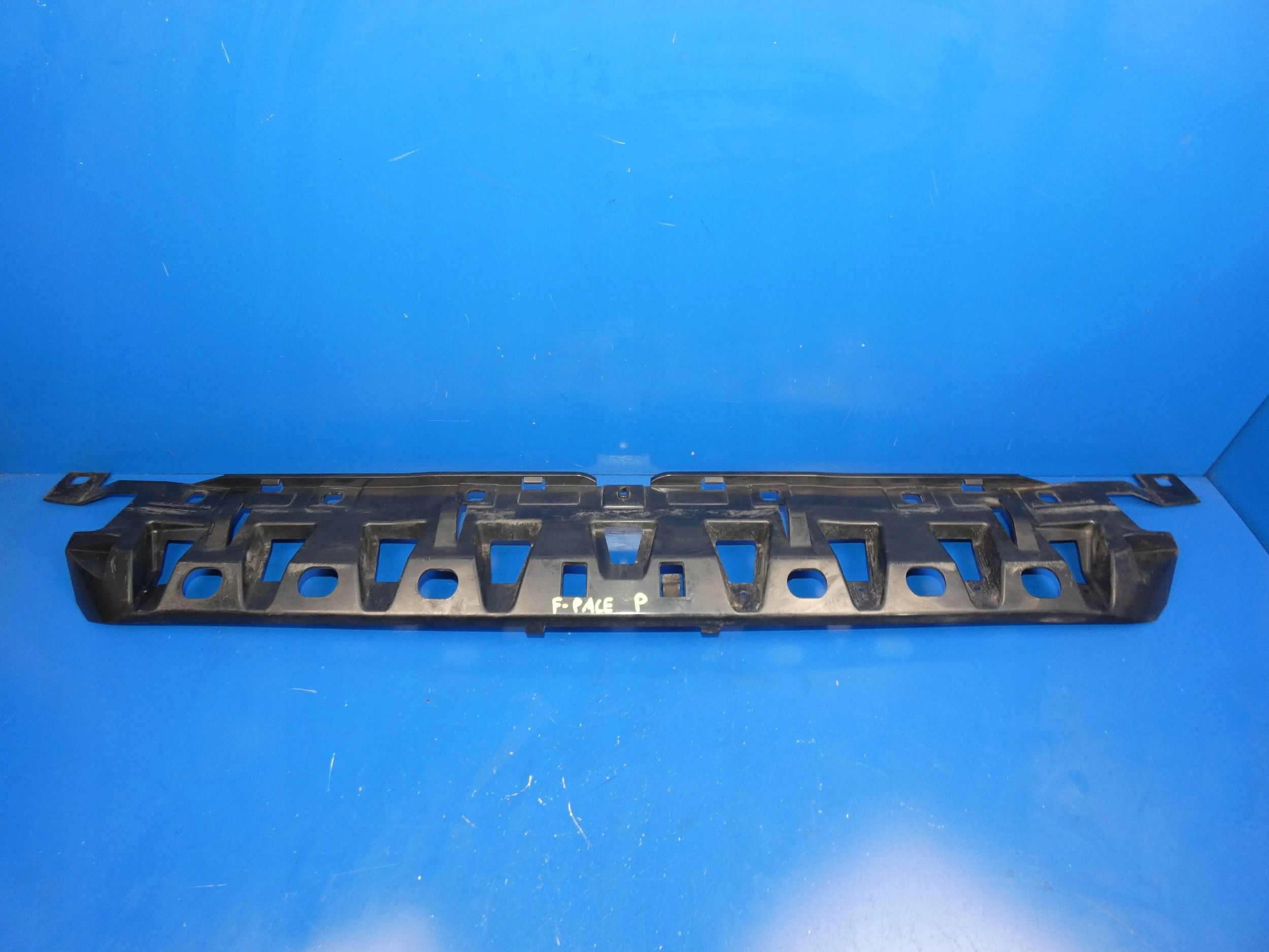JAGUAR F-PACE X761 Support Support plaque Traverse Pare choc Avant