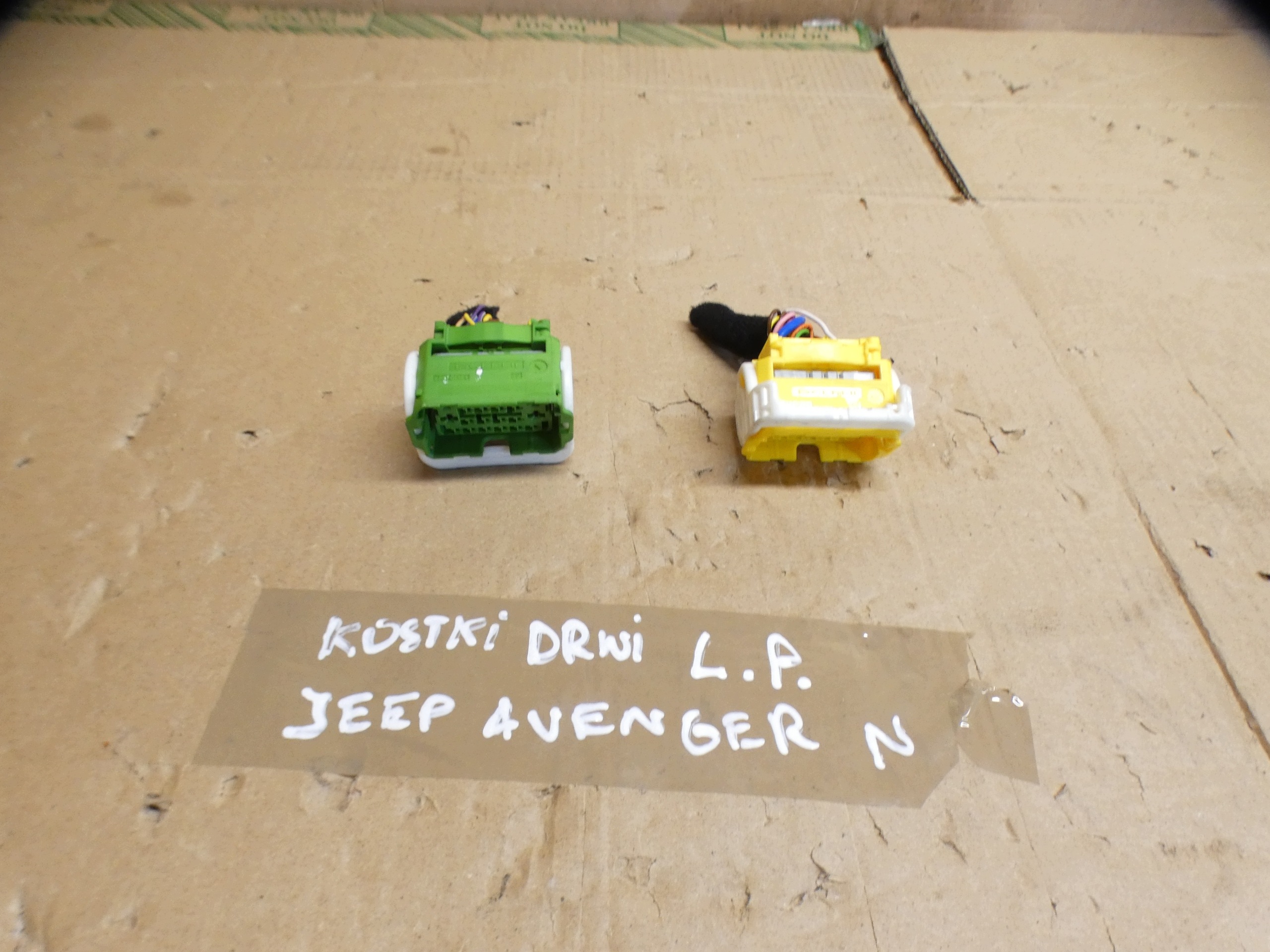 KOSTKA cablaggio Spina JEEP AVANGER