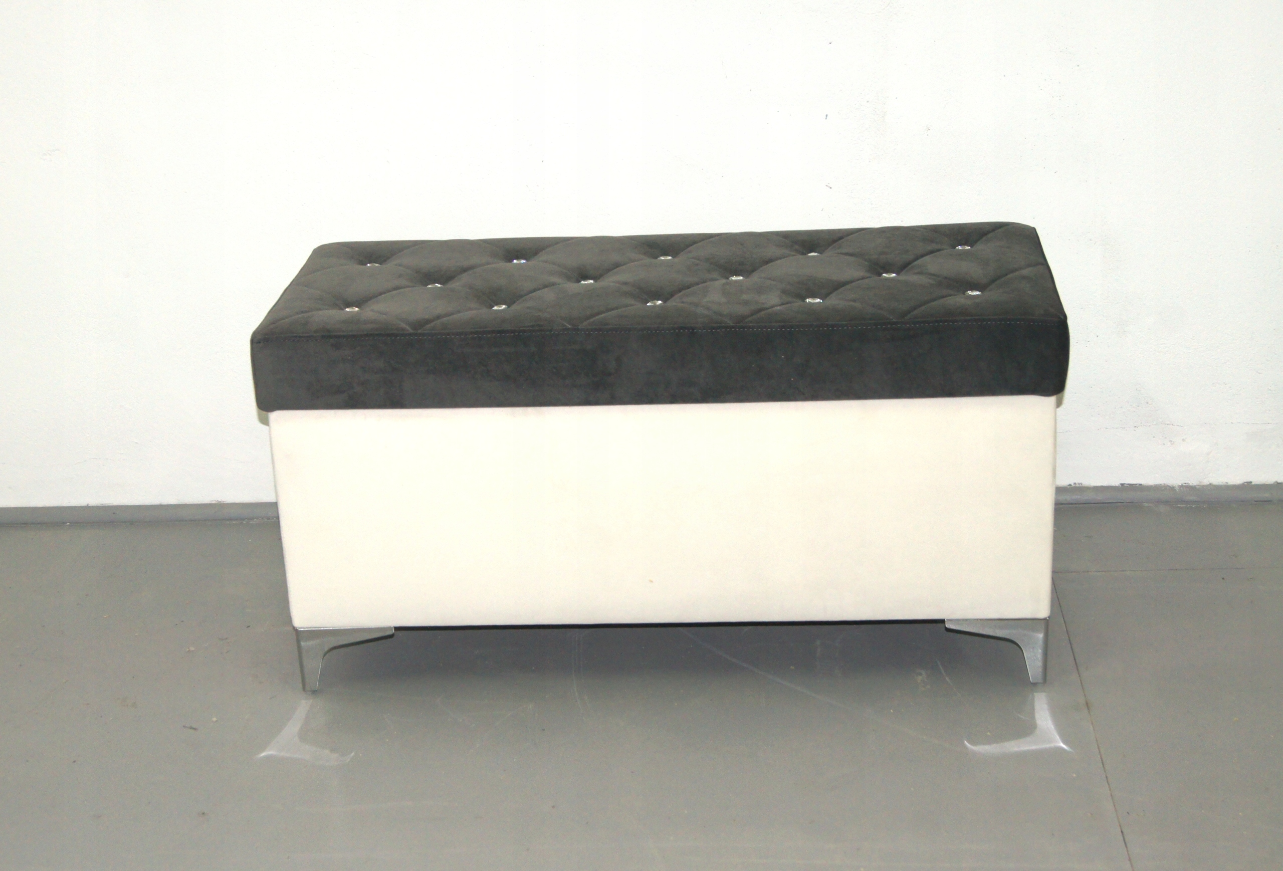 EKSKLUZYWNA PUFA otwierana / schowek - PIKOWANA L Kolekcja PIKOWANA