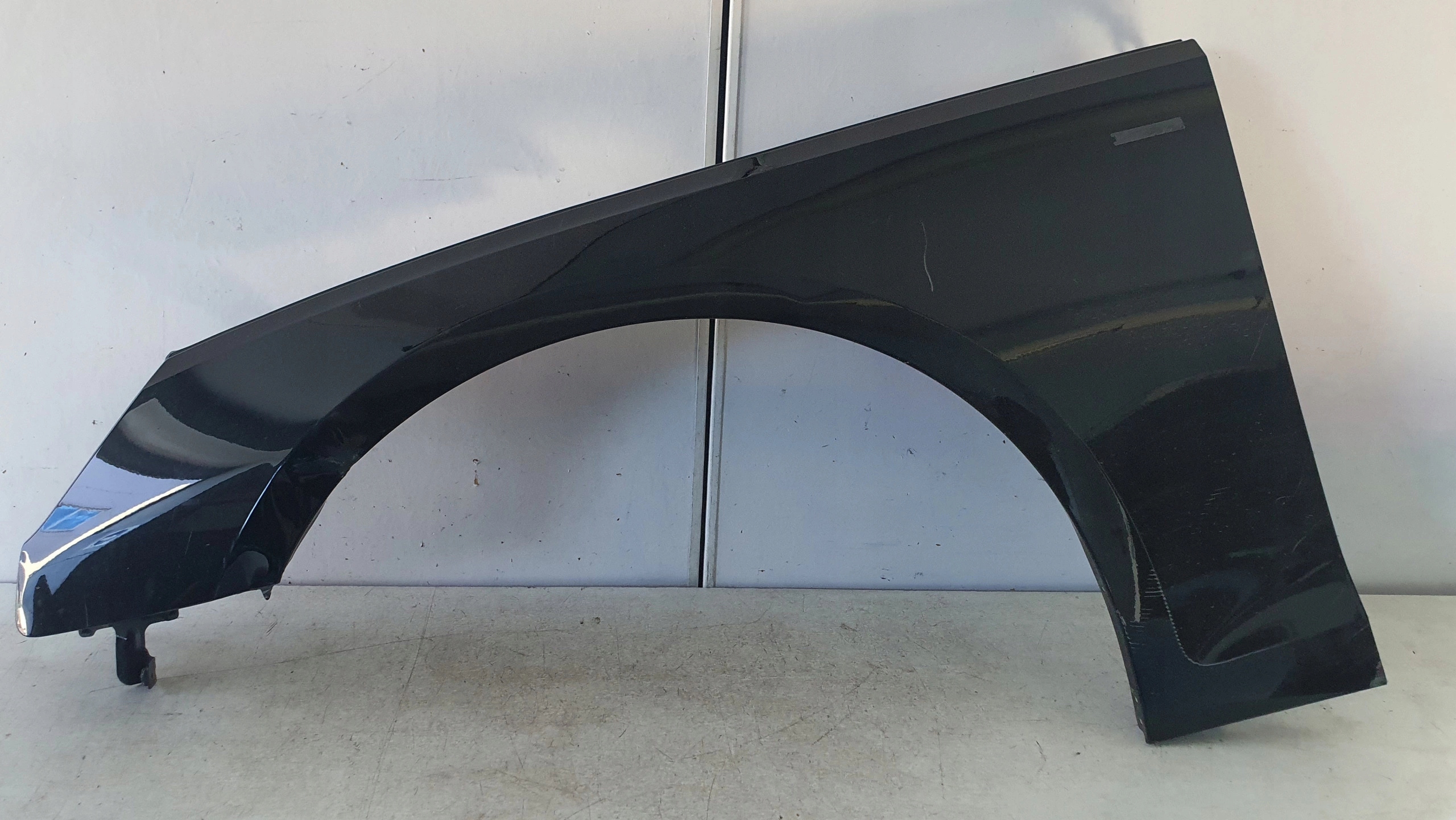 AUDI A4 B9 fender left front original