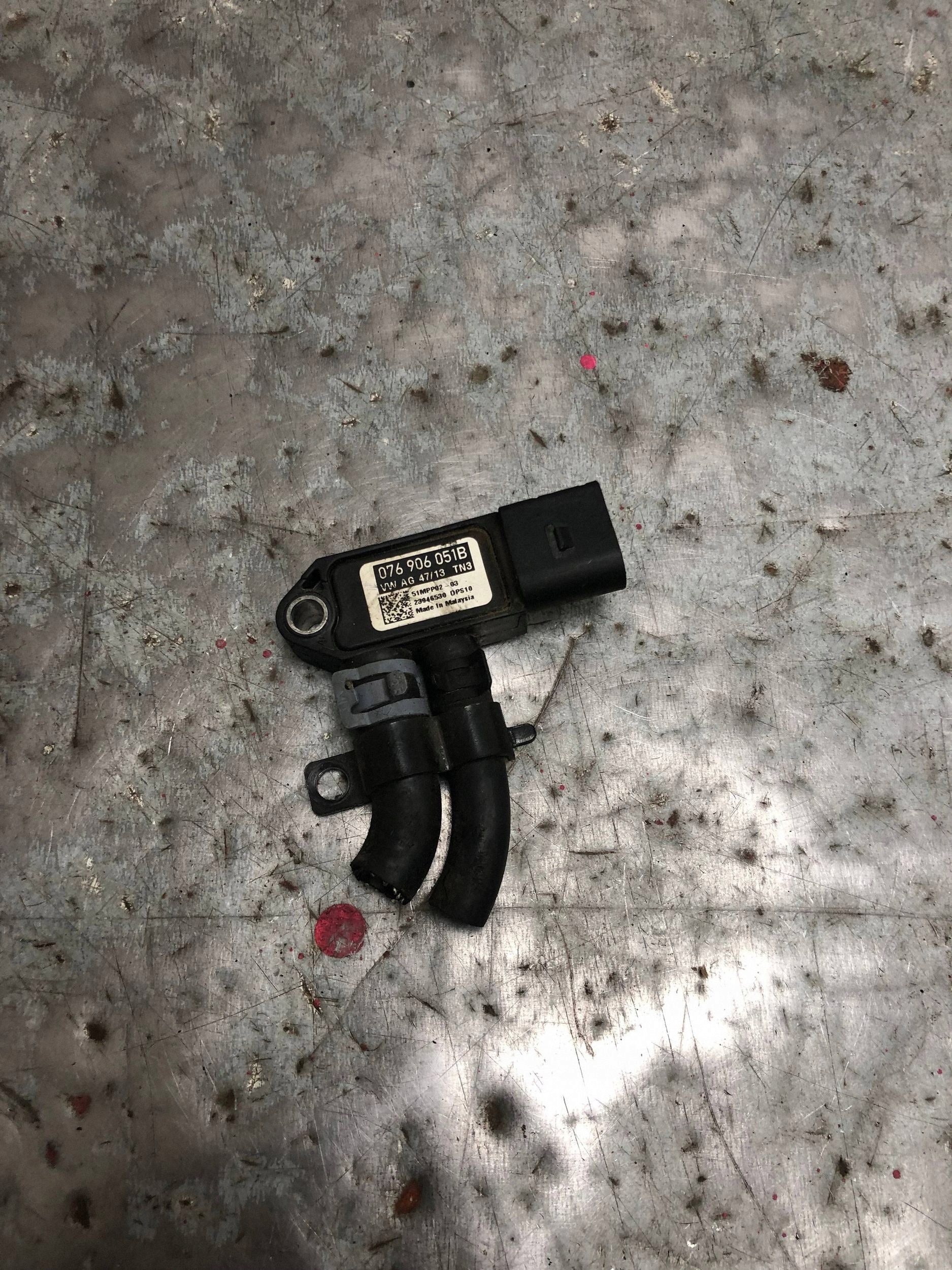 Abgasdruck sensor VW PASSAT B7 076906051B