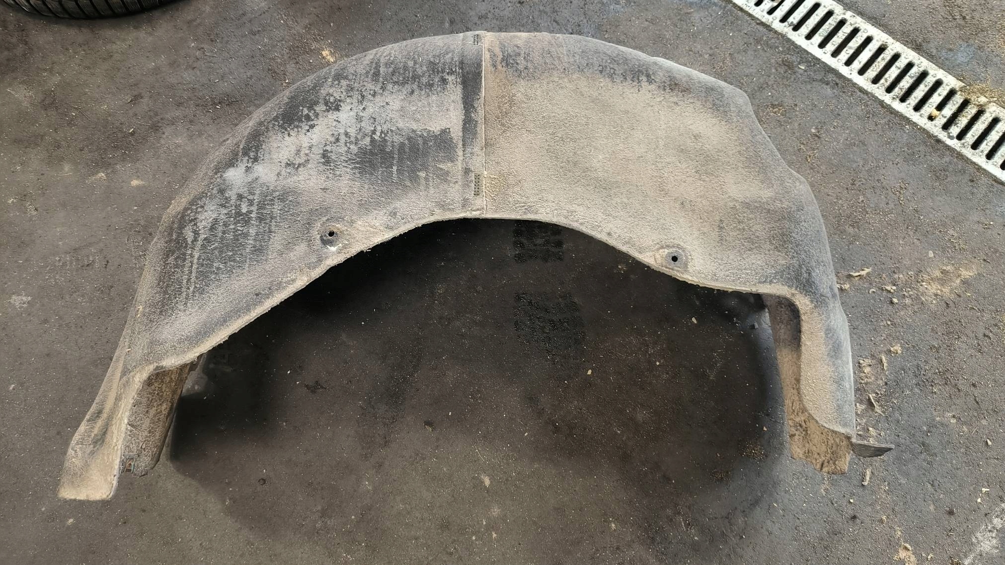 mudguard right rear part BMW X6 F16