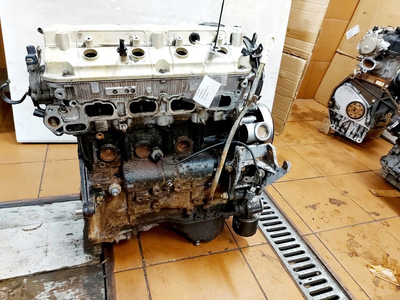 mitsubishi GRANDIS 4G69 2.4 16V Двигатель