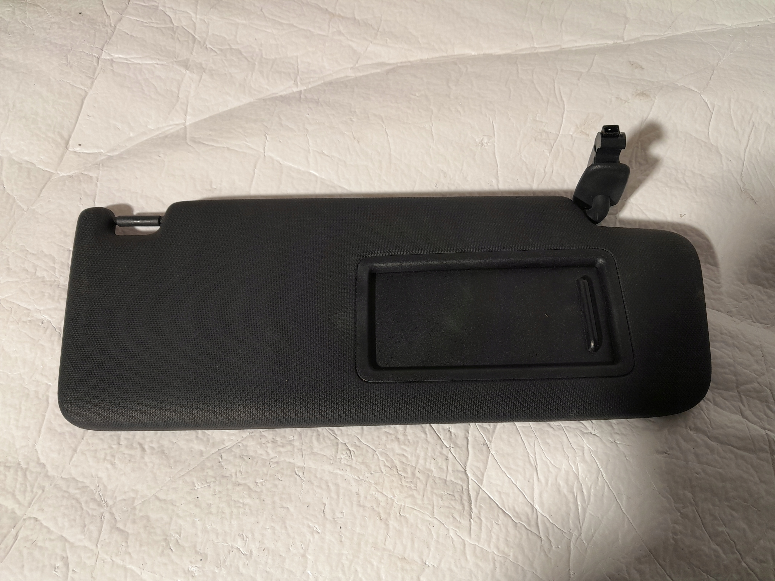 AUDI A4 B9 cover PRZECIWSLONECZNA right 8W0857552