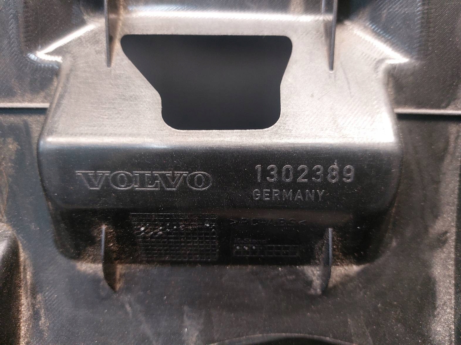 frame consoles central WODOSPAD VOLVO XC60 and 1302389 1877389