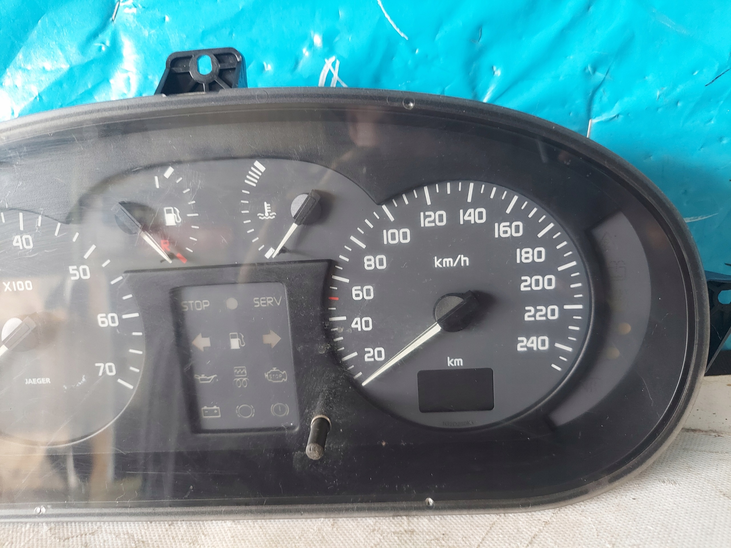 dials clock SCENIC and 1.9 DCI 8200071820