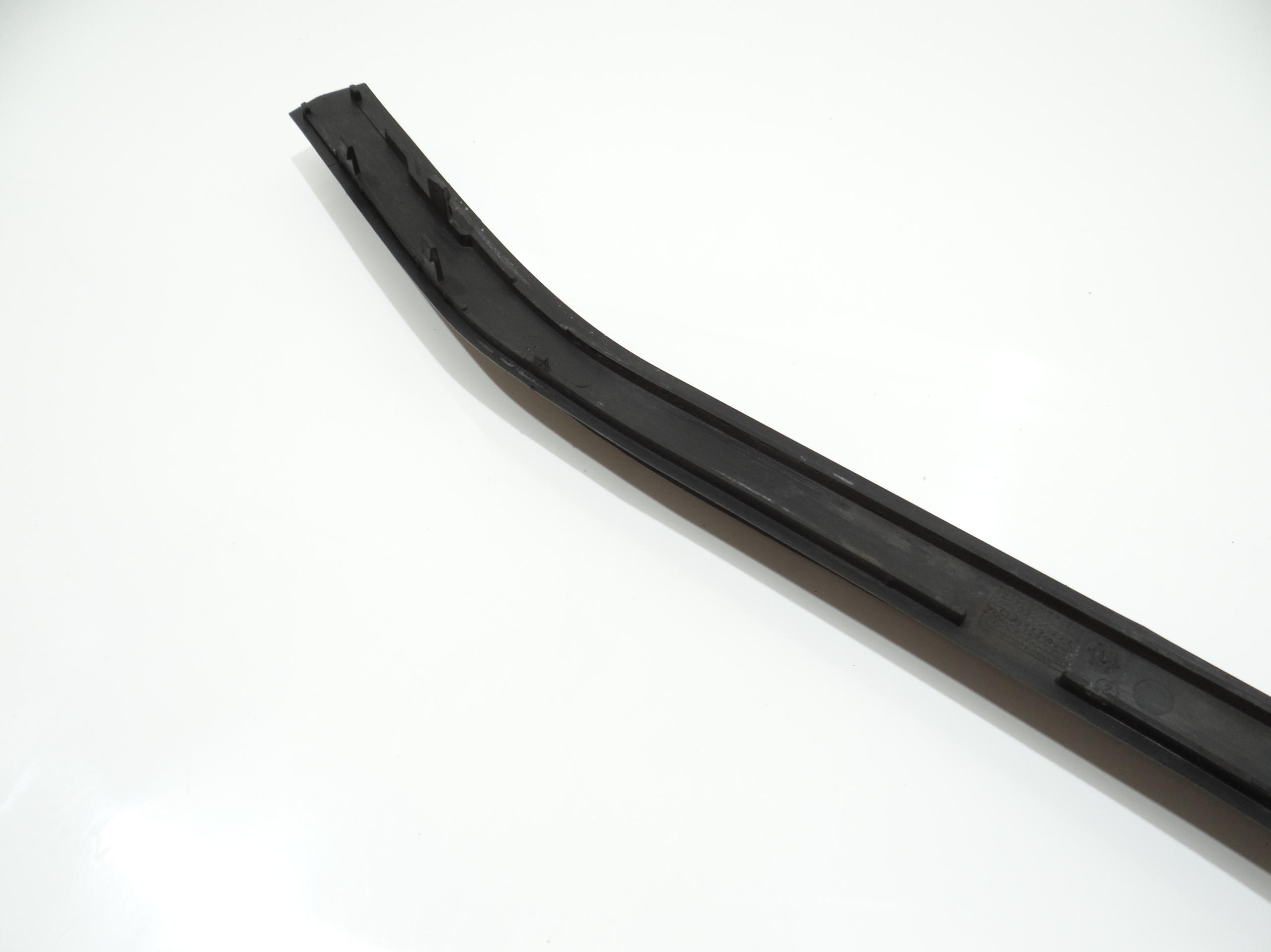 kryt lišta nárazníku předek BMW E60 E61 LCI 7063835 (4614405)