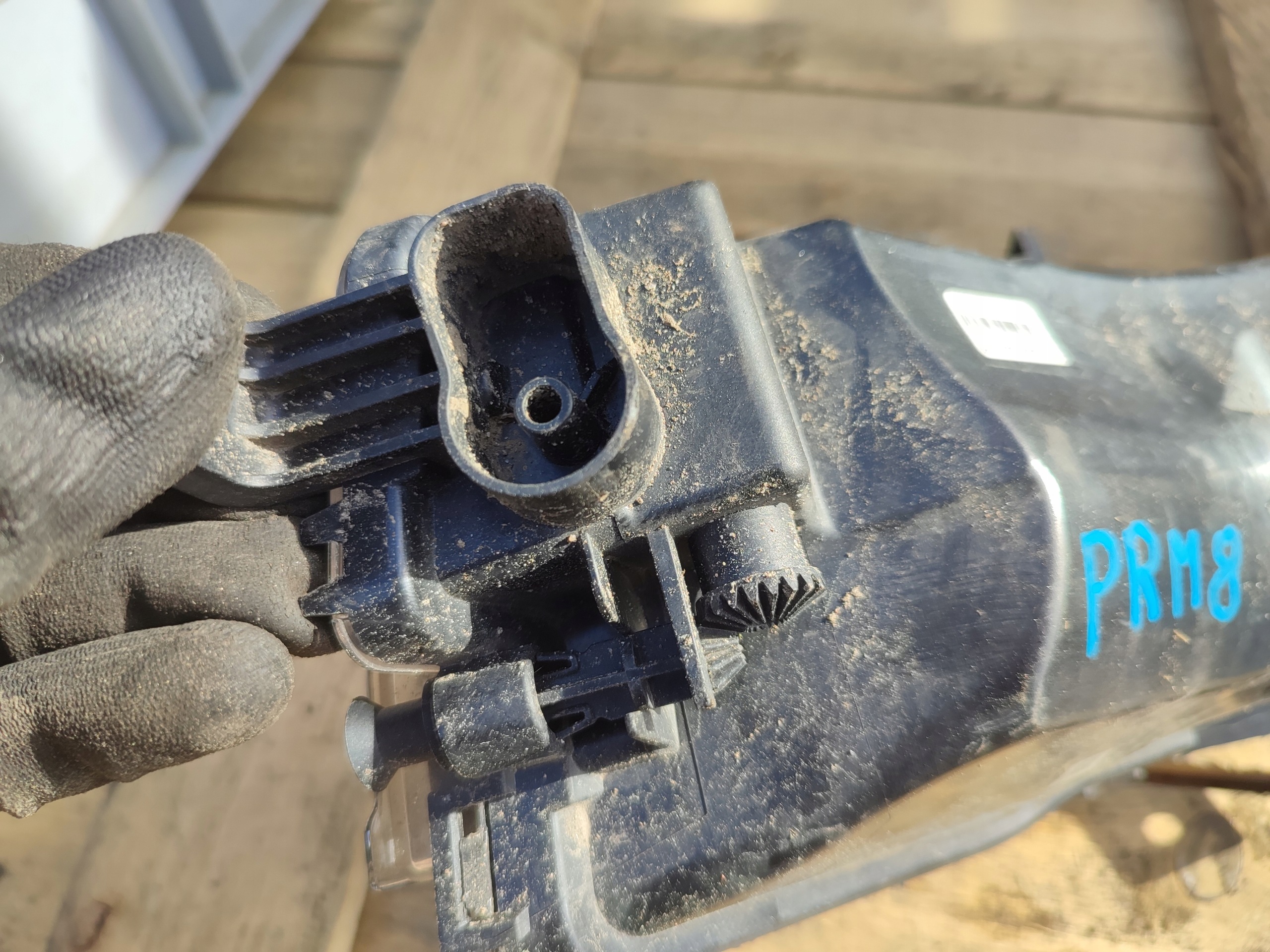 Nebelscheinwerfer links VOLKSWAGEN Crafter II 7C0941661A