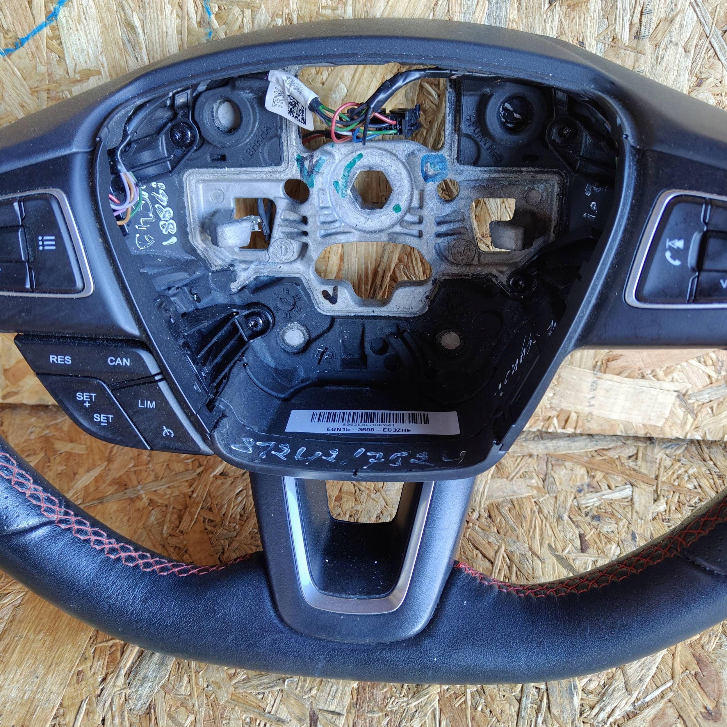 lenkrad Ford Ecosport EGN153600