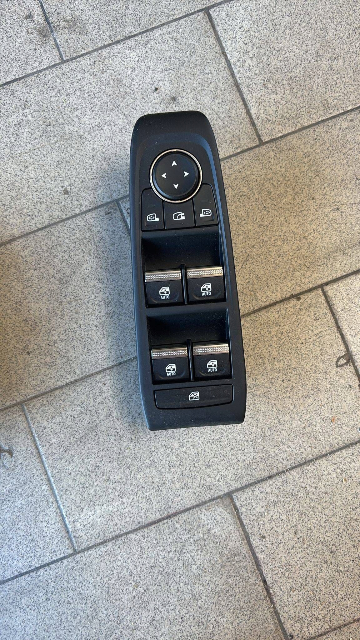 switch windows Renault Espace VI Renault Austral 254105896R