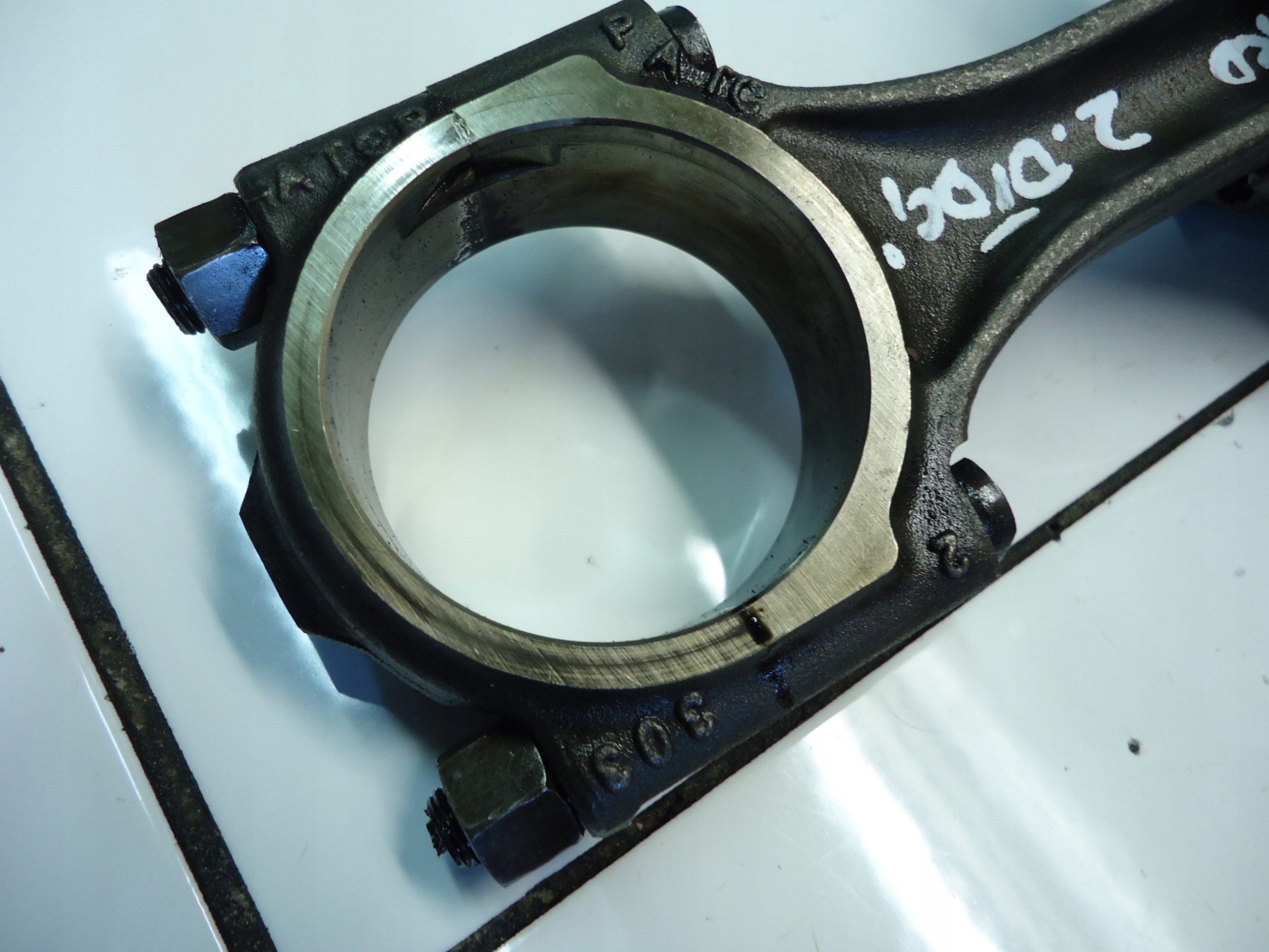 FORD GALAXY S-MAX LIFT 2.0TDCI 140KM 2014 piston with connecting rod