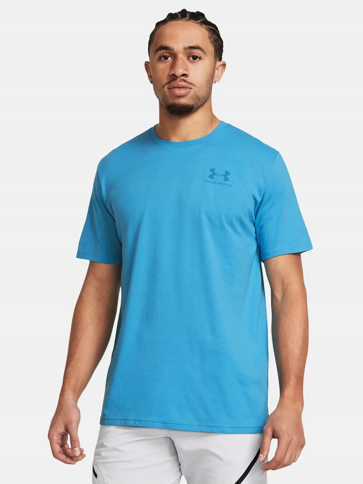 KOSZULKA MĘSKA UNDER ARMOUR T-SHIRT SZYBKOSCHNĄCA BAWEŁNA SPORT 1326799-434 Dekolt okrągły
