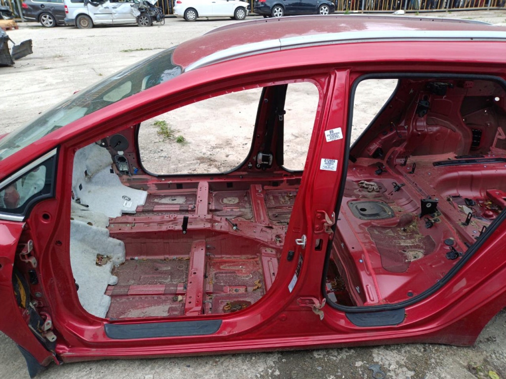 KIA CEED II ĆWIARTKA PRÓG SŁUPEK LEWY A9