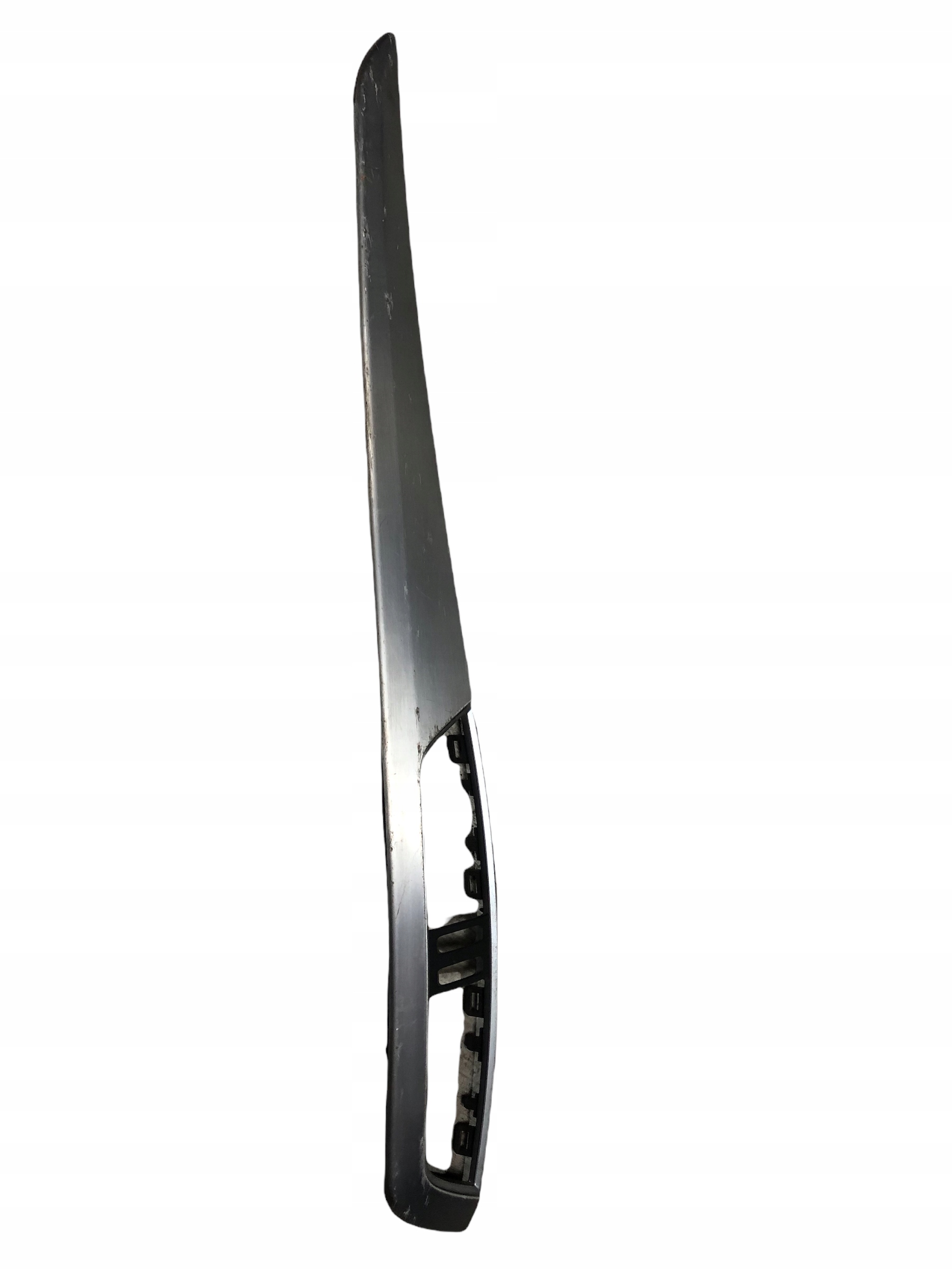 Решетка вентиляционной решетки MERCEDES W204 2046807071