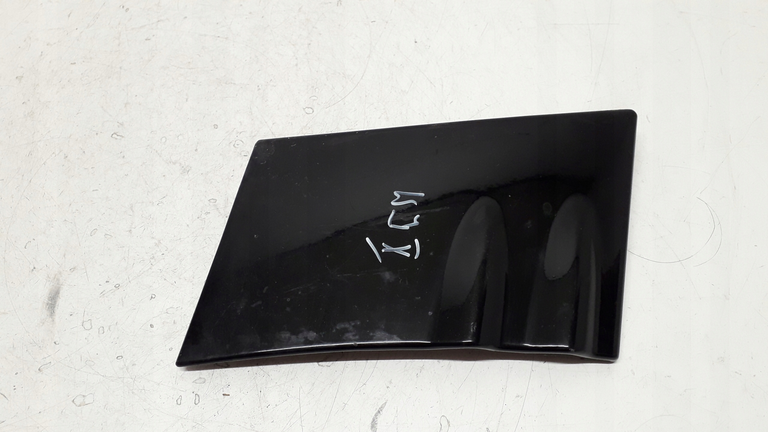 JEEP CHEROKEE WJ 98- LISTWA BŁOTNIKA LEWY PRZÓD