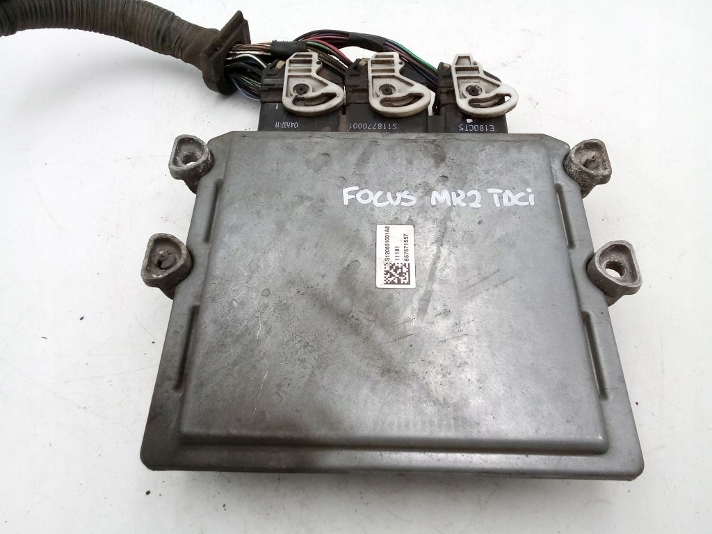 Ford Focus MK2 computer control unit of the engine 4M51-12A650-JL + wtyczki