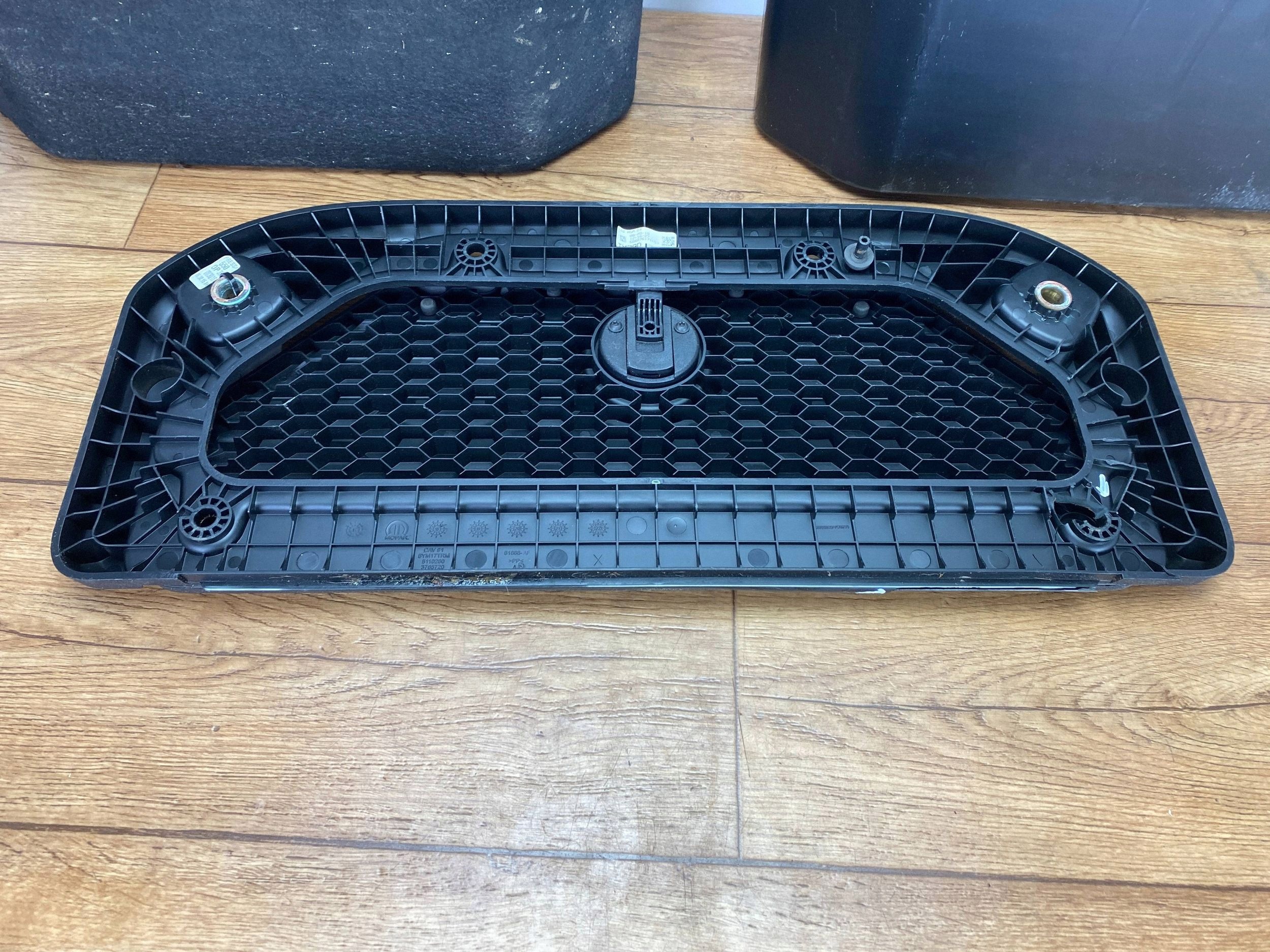passenger compartment podlogowy kuweta Ram 1500 DT 2019+