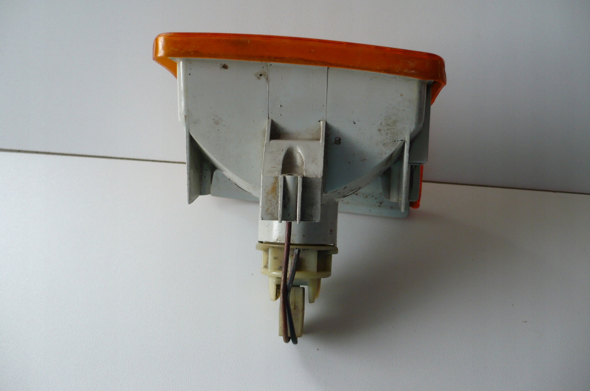 AUDI 80 B2 indicator left front HELLA