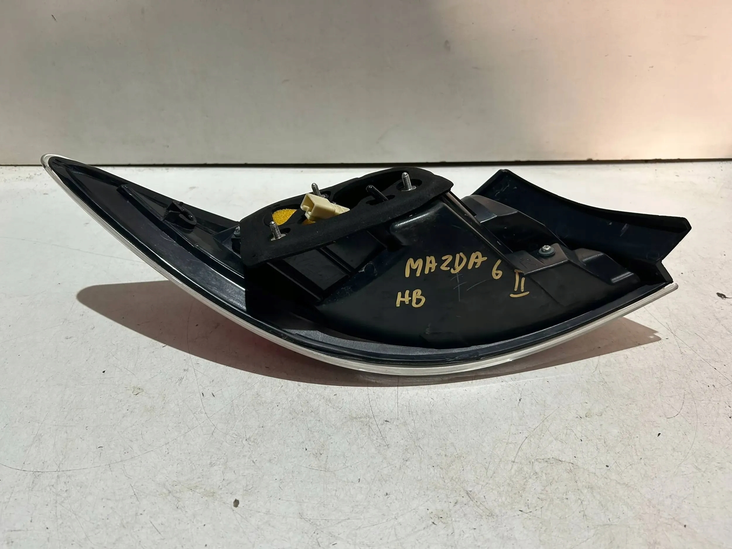 Lampa tył prawy Mazda 6 2006 Numer katalogowy części GS1F-51150