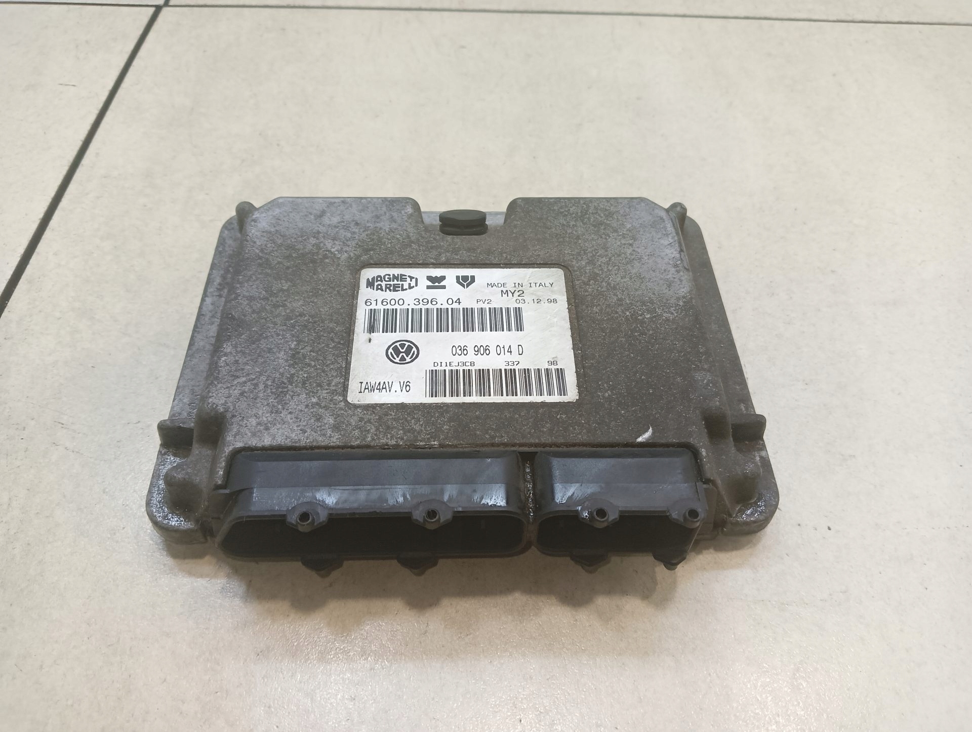 control unit of the engine VW LUPO 1.4 16V 036906014D