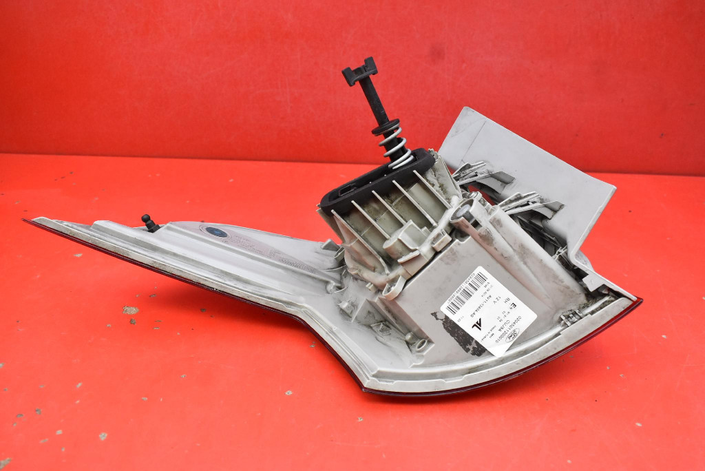 light right rear part rear AV11-13404-AG FORD B-MAX 12-18