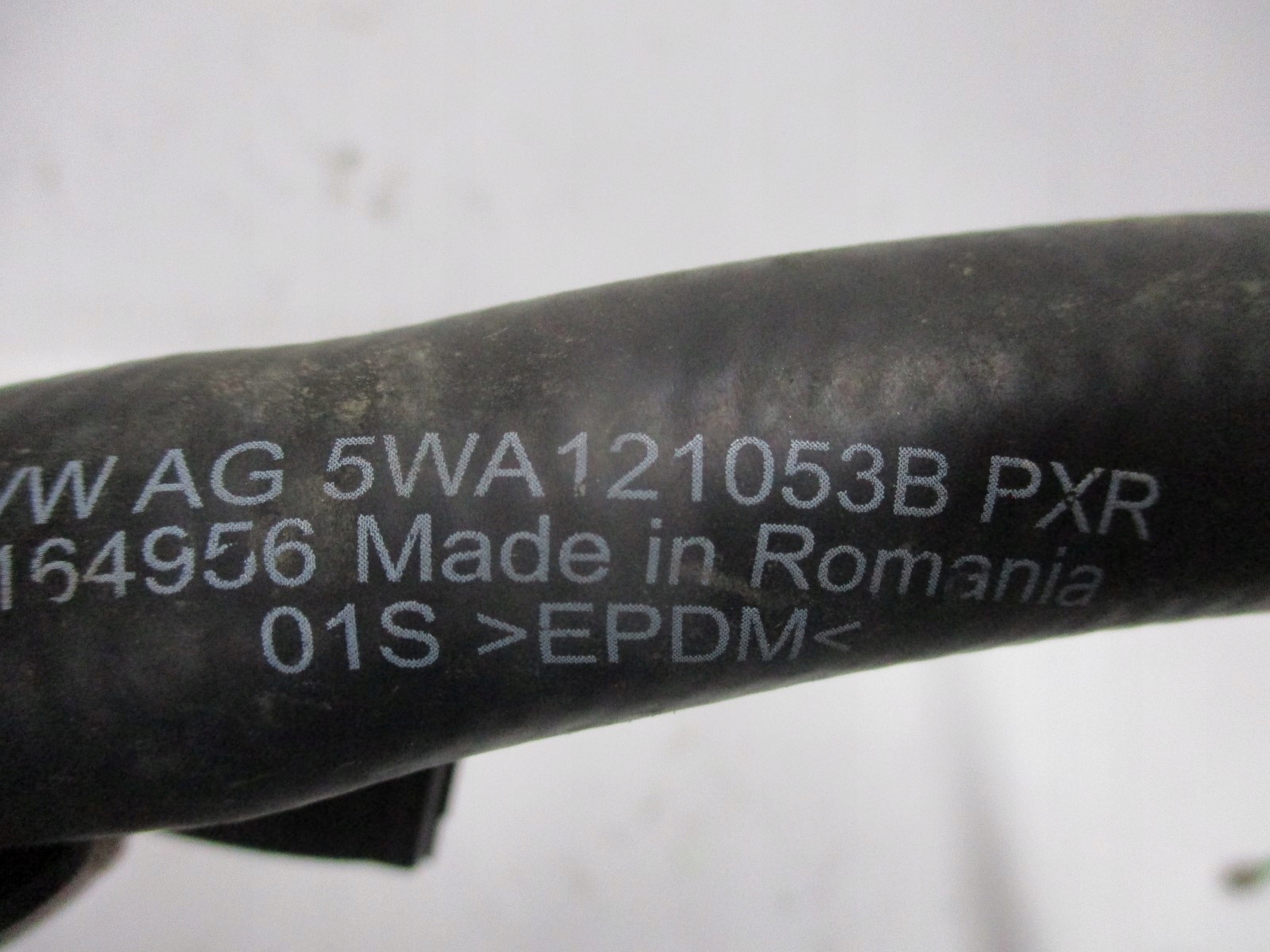 hose pipe VW 5WA121053B