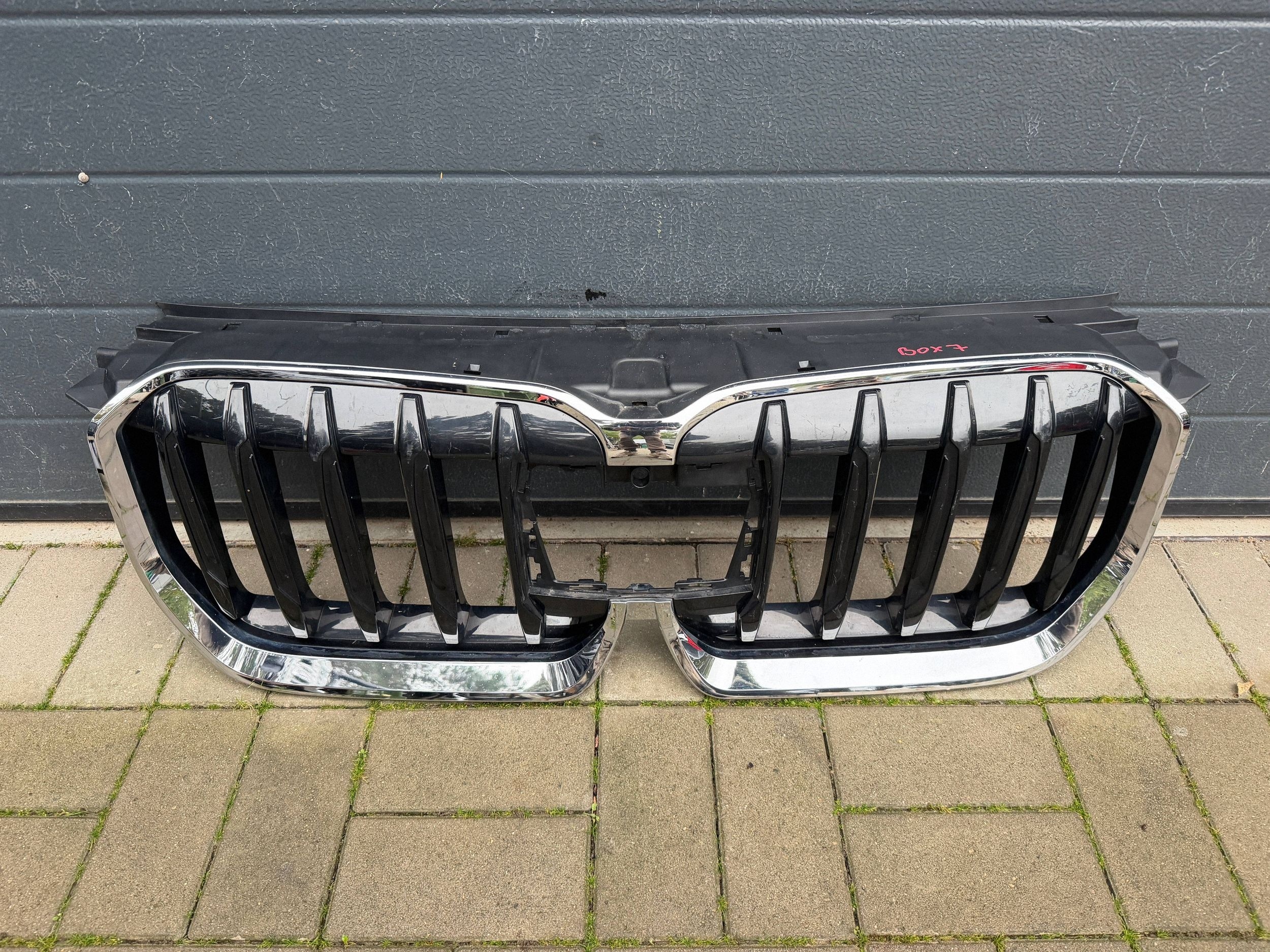 Bmw X1 U11 masque radiateur grille avant avant