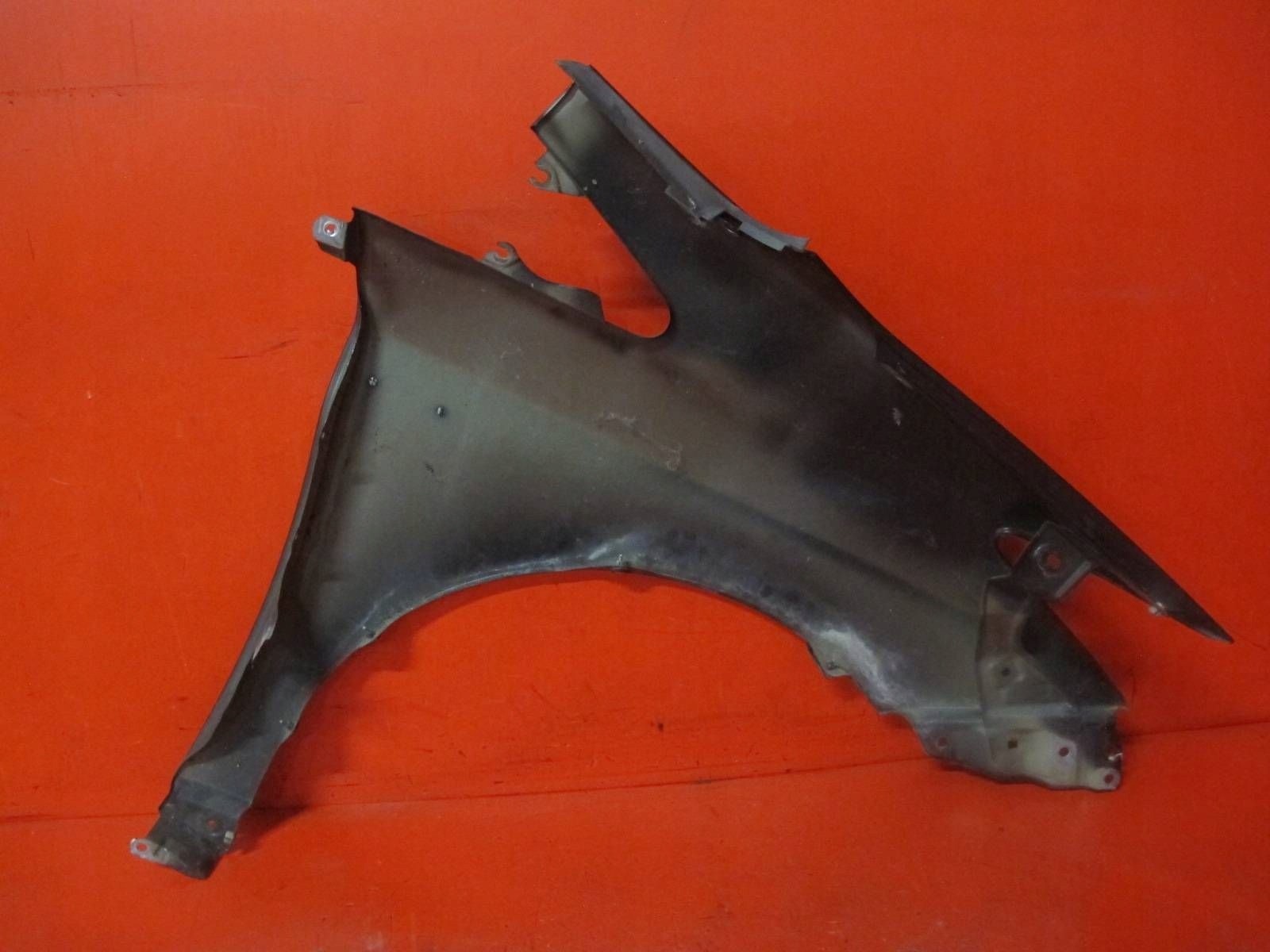 TOYOTA PRIUS 3 III W3 fender left front front black 202