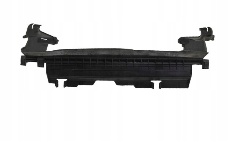 Mercedes C-klasa W205 Volant spodního chladicího vzduchu