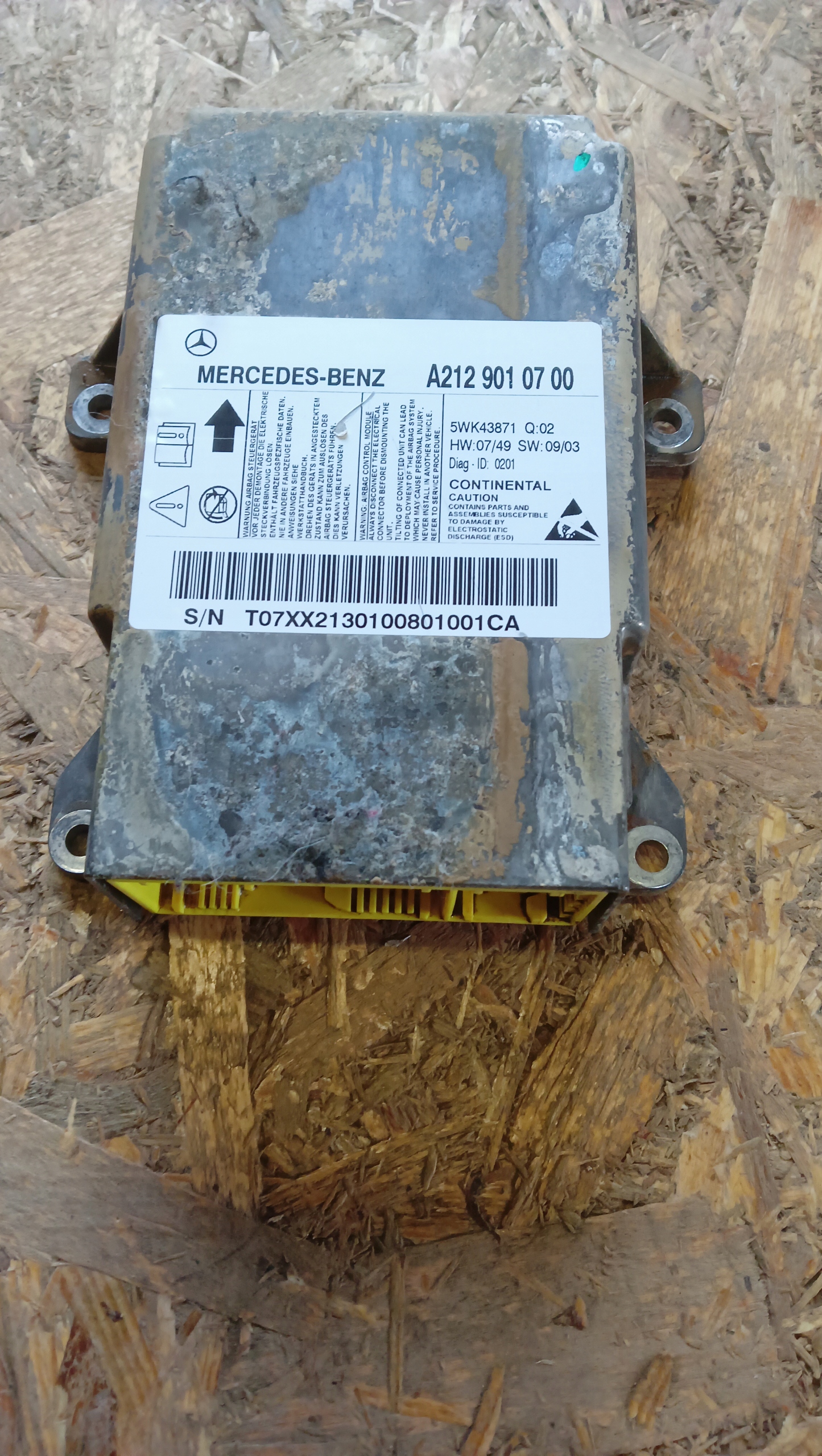 MERCEDES W212 датчик подушки безопасности A2129010700 2.2 CDI