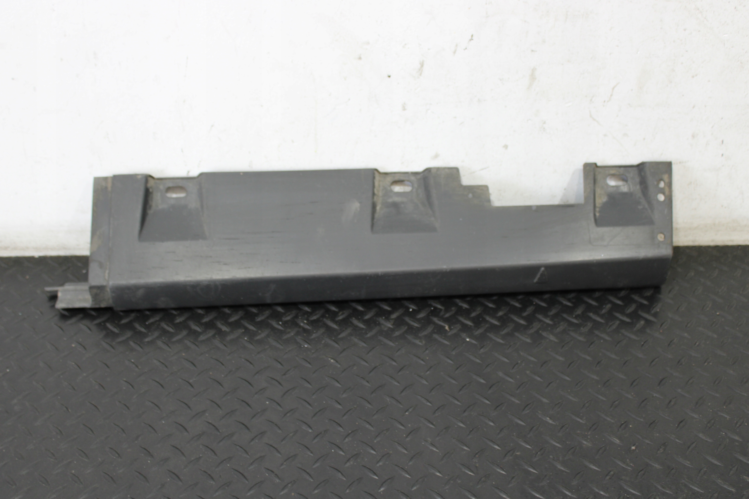 cover cap of the threshold right FORD TRANSIT COURIER LIFT ET76-101A04-AF